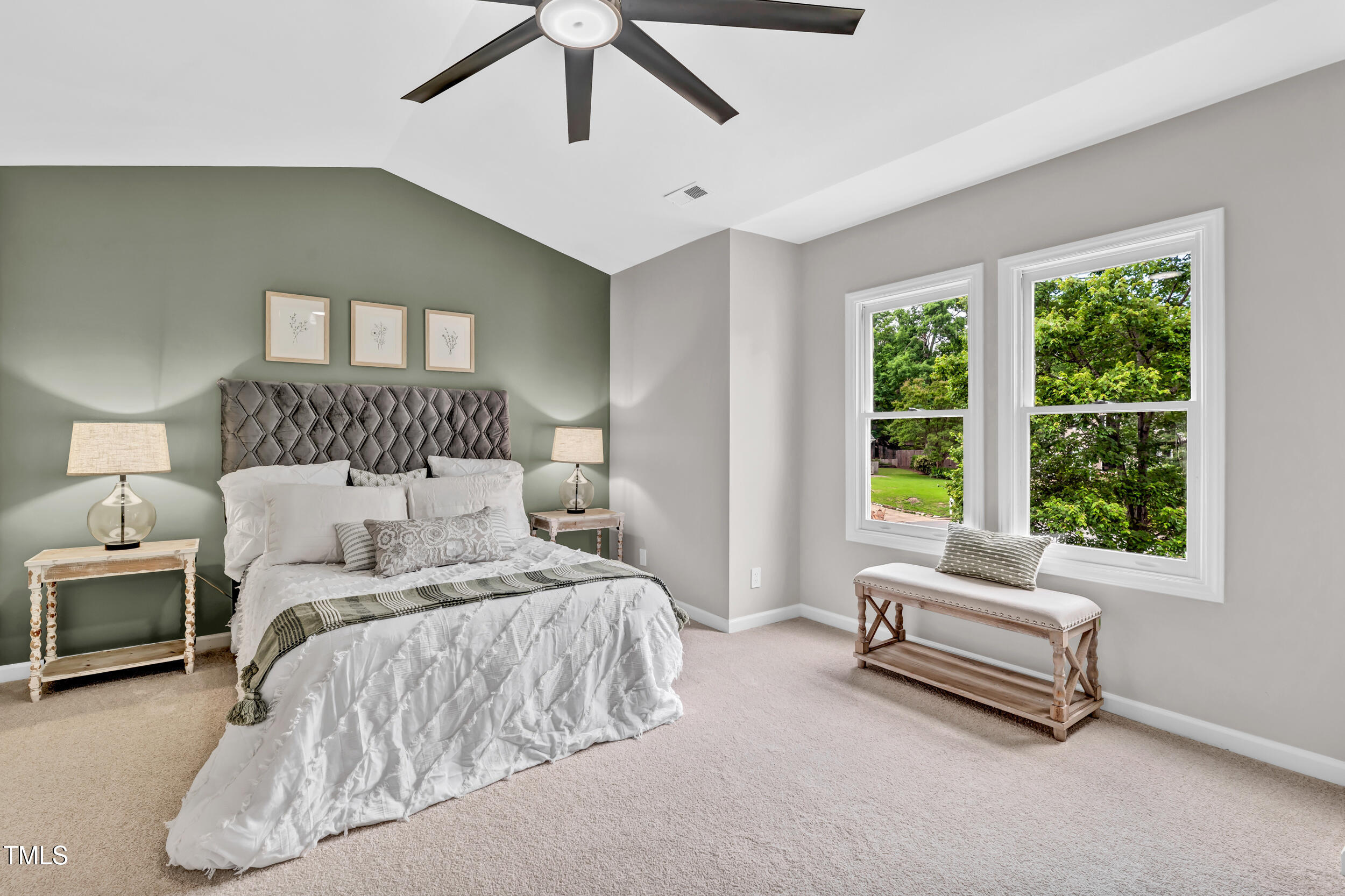 107 Ivy Hollow Court