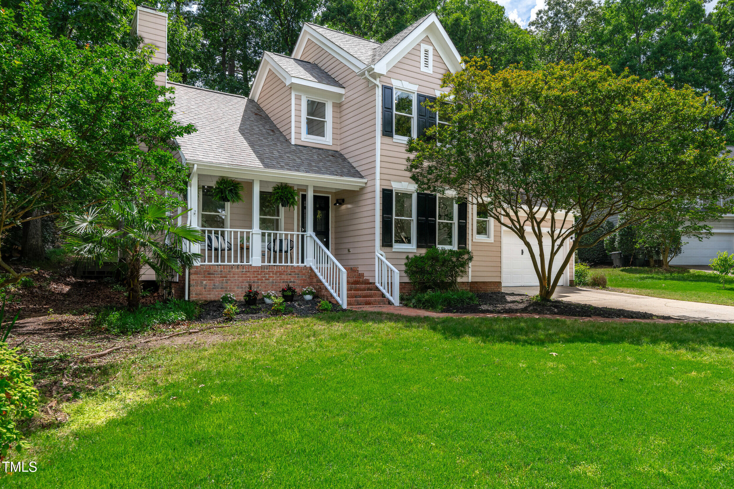 107 Ivy Hollow Court