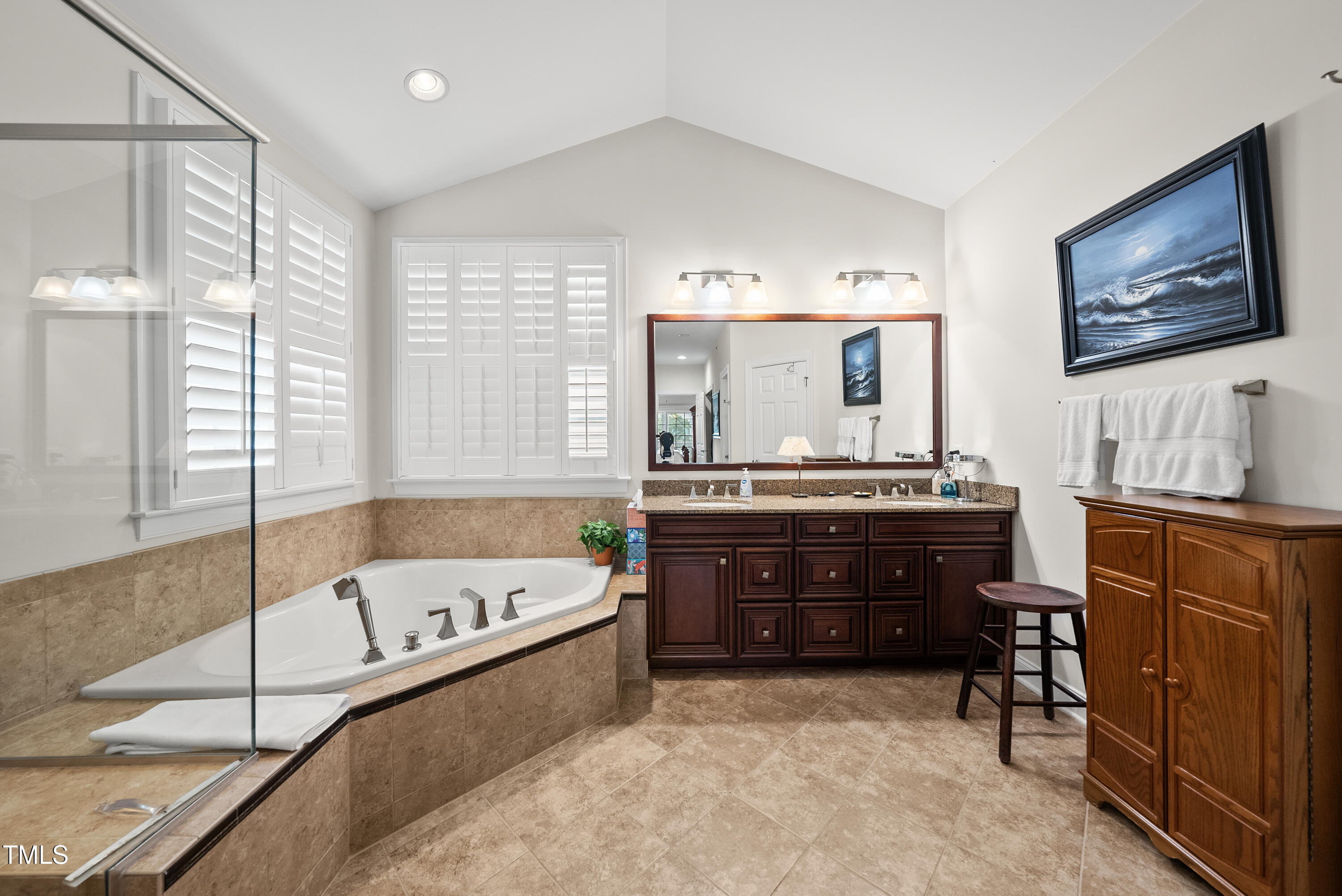 10410 Sablewood Drive # 203