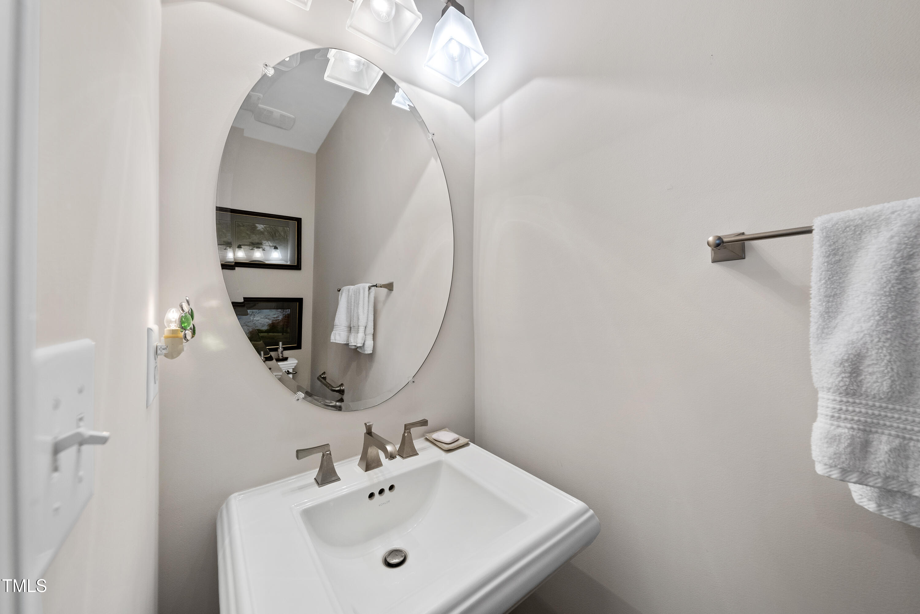 10410 Sablewood Drive # 203