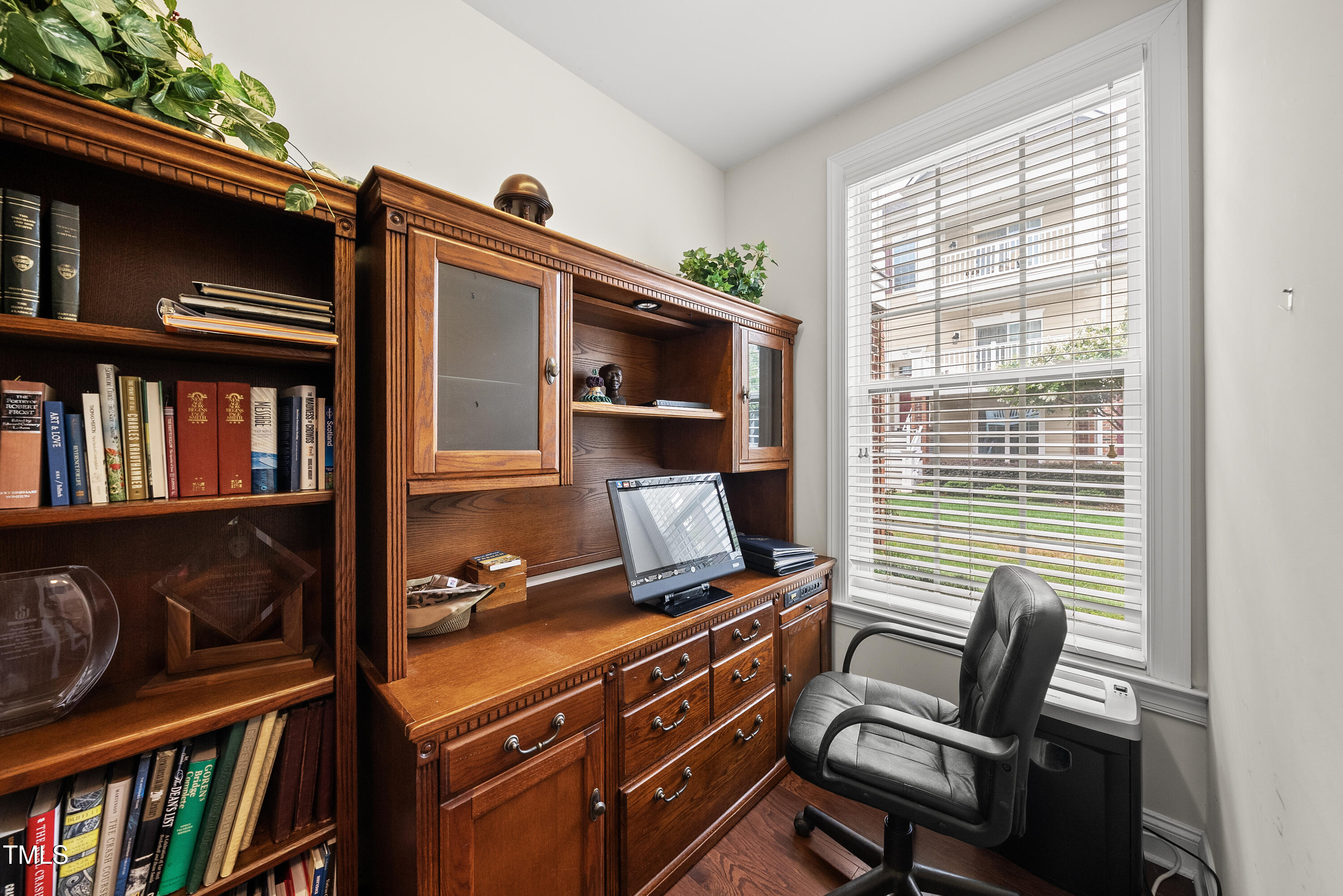 10410 Sablewood Drive # 203