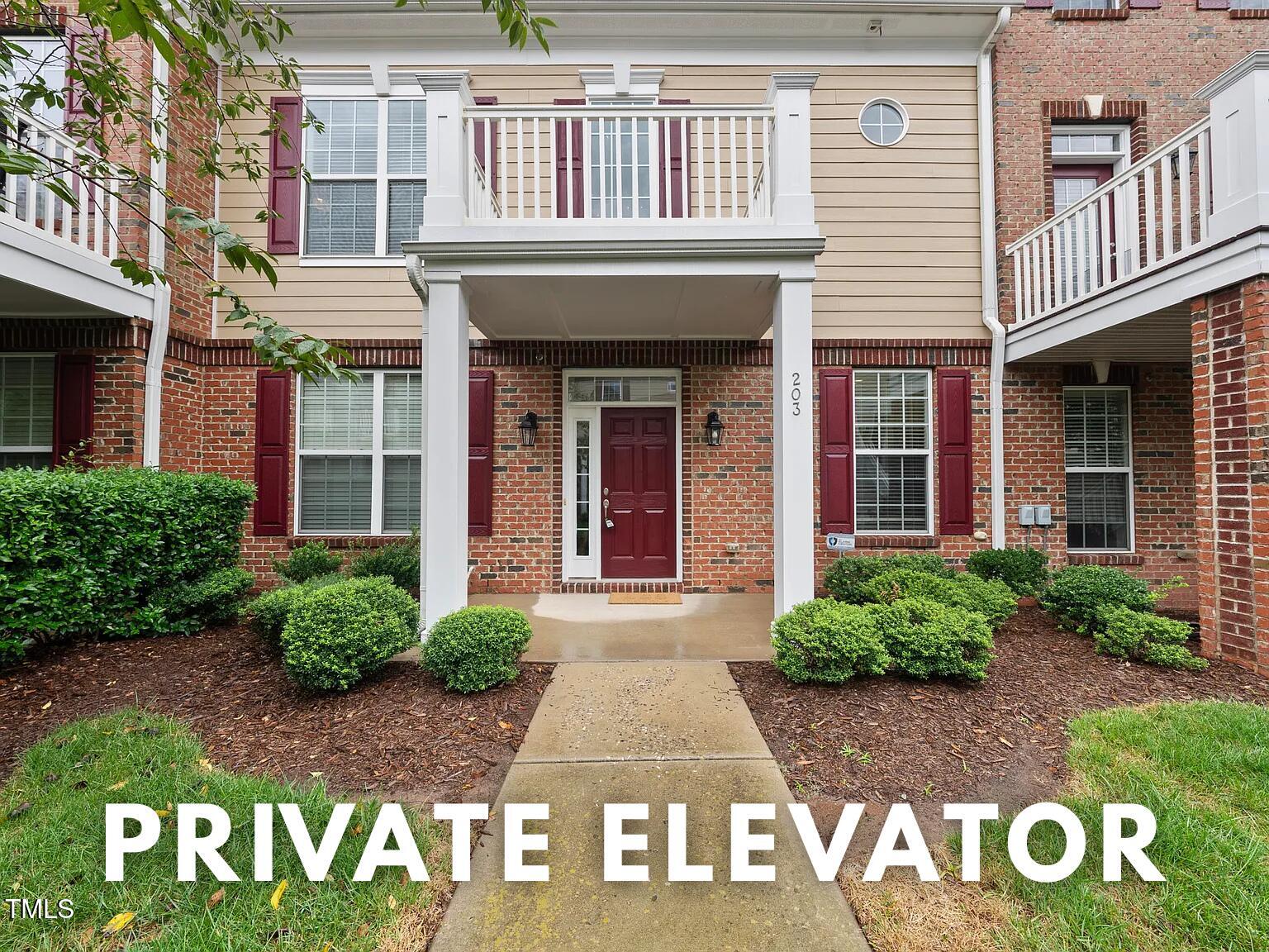 10410 Sablewood Drive # 203