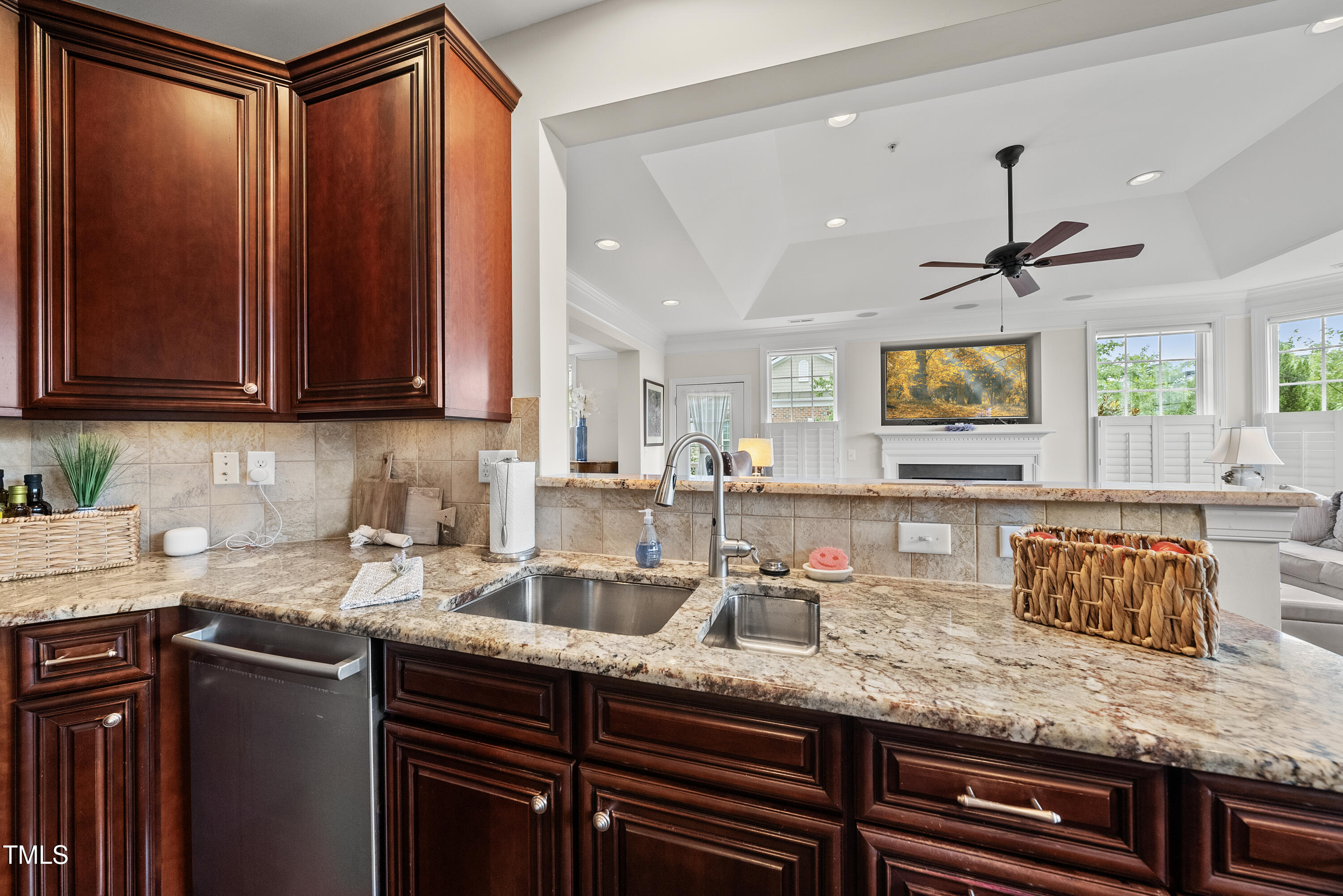 10410 Sablewood Drive # 203