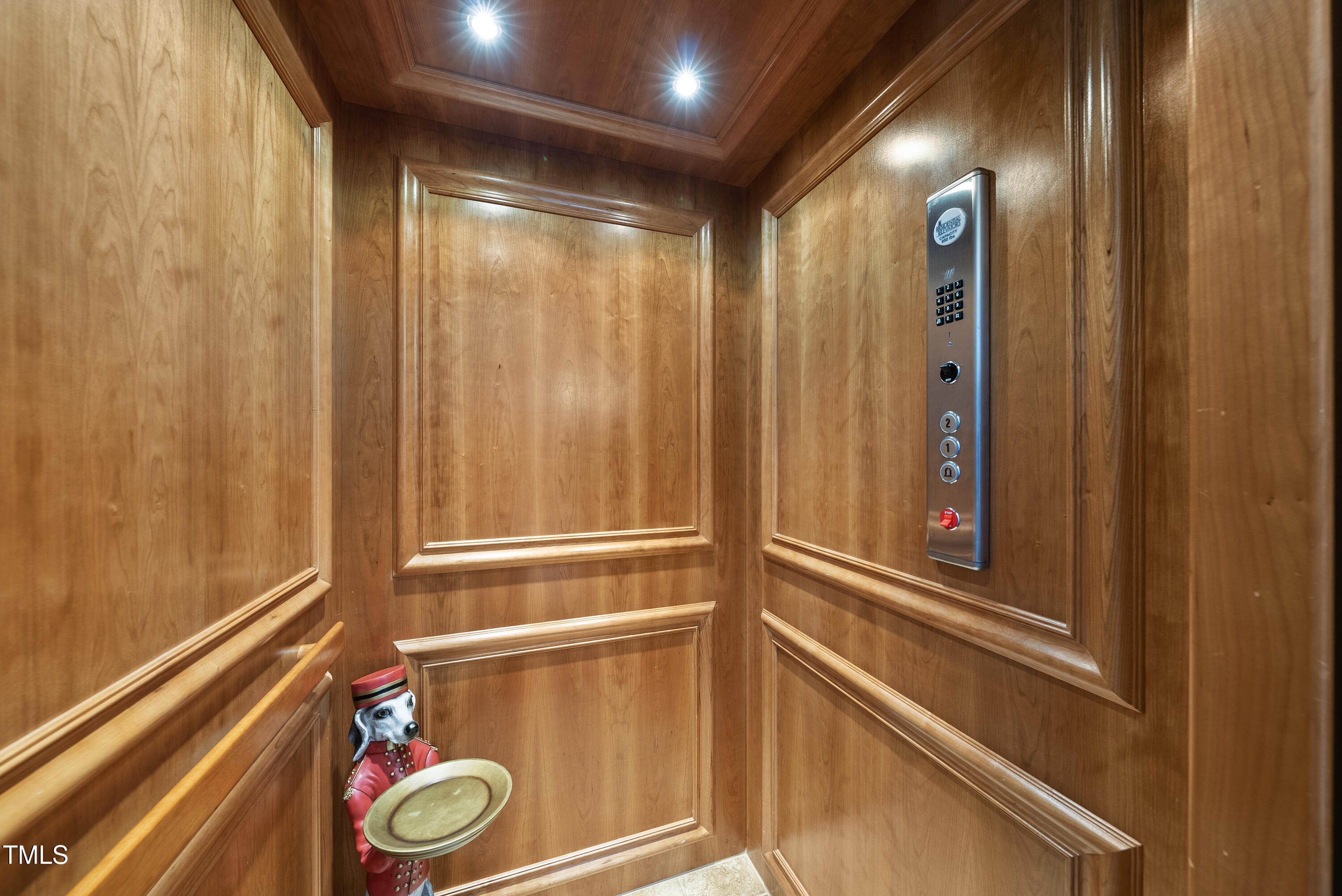 10410 Sablewood Drive # 203