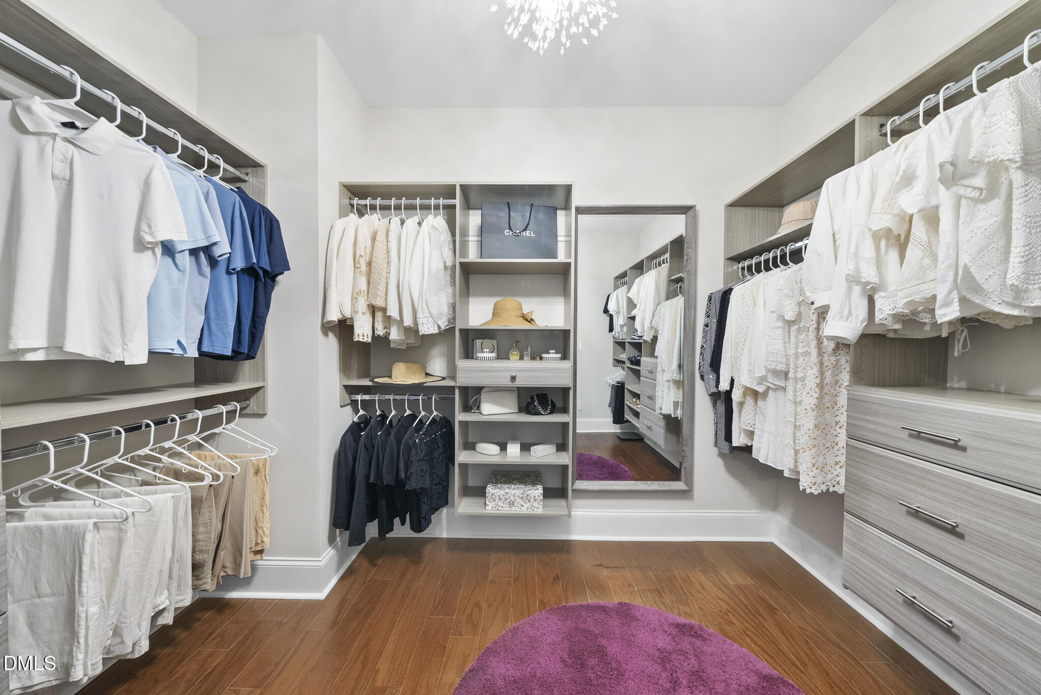 1856 Amberly Ledge Way