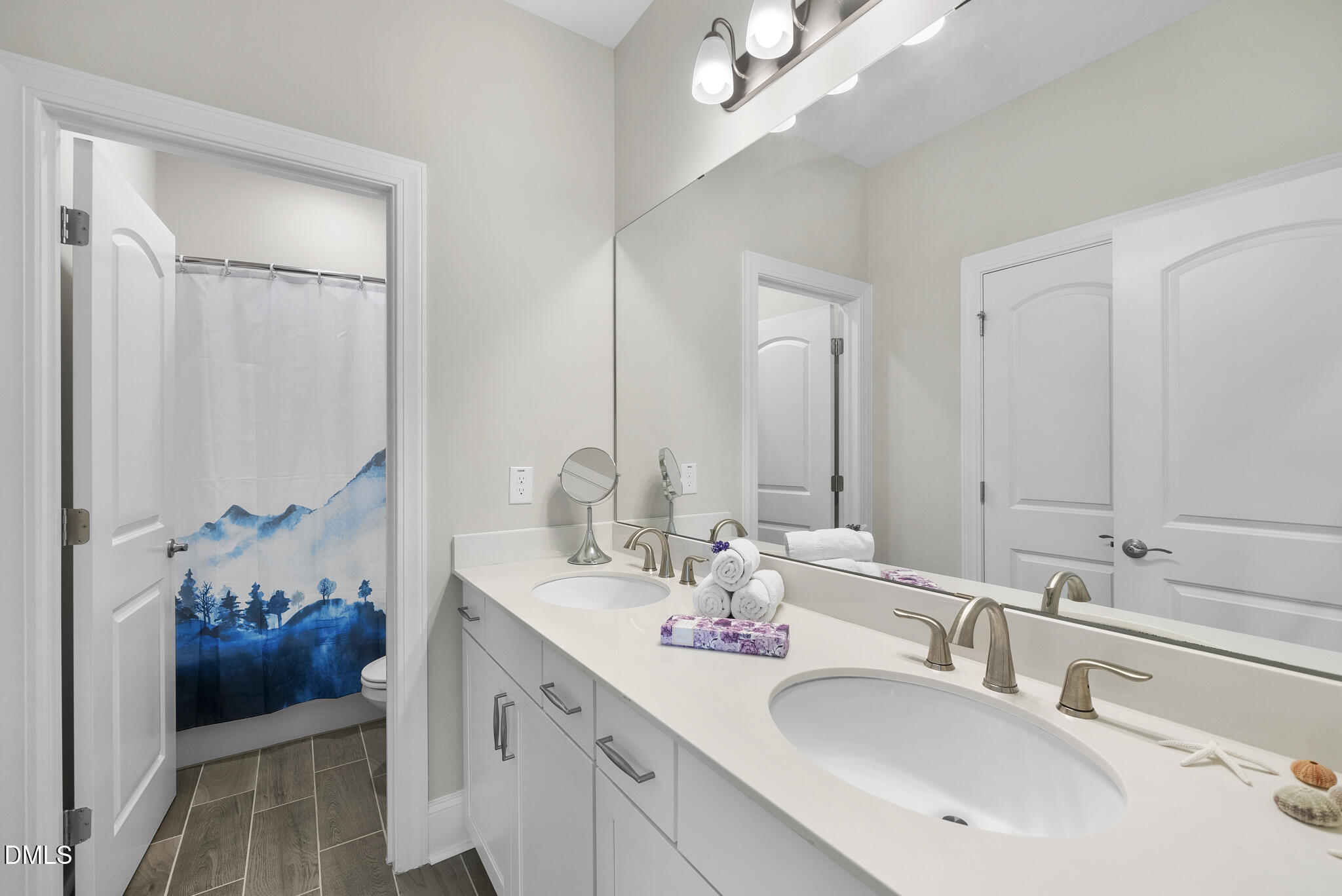 1856 Amberly Ledge Way