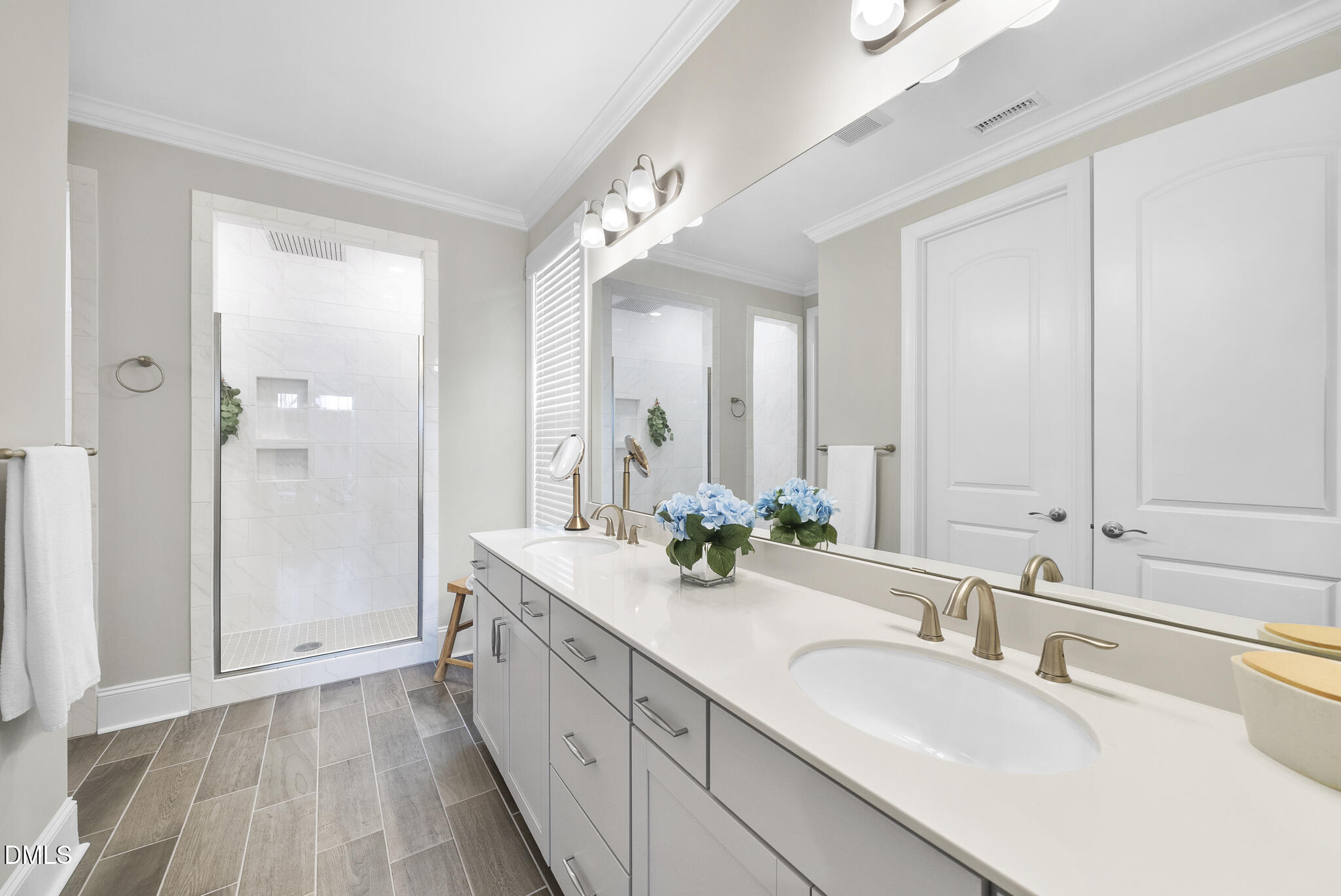 1856 Amberly Ledge Way