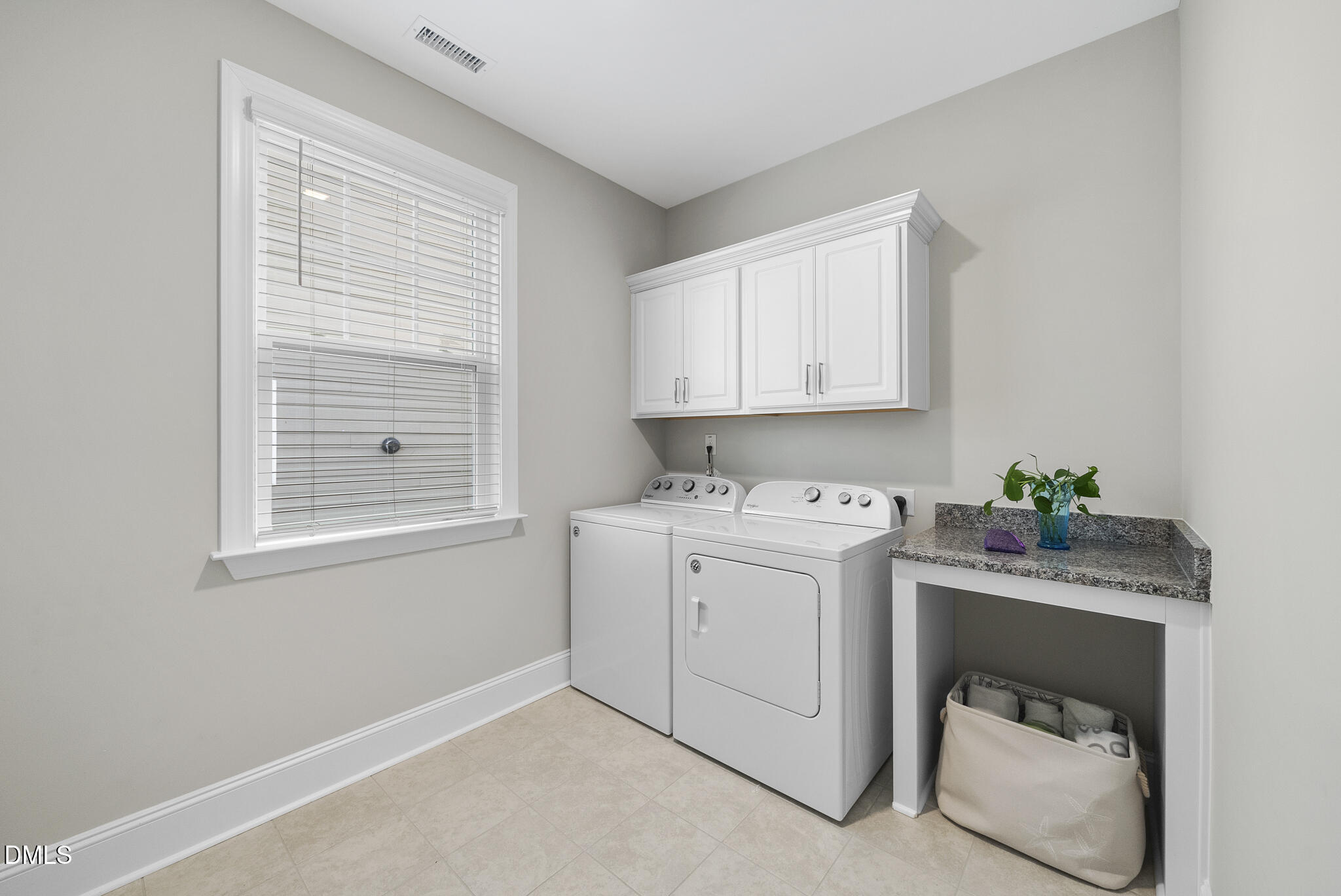 1856 Amberly Ledge Way