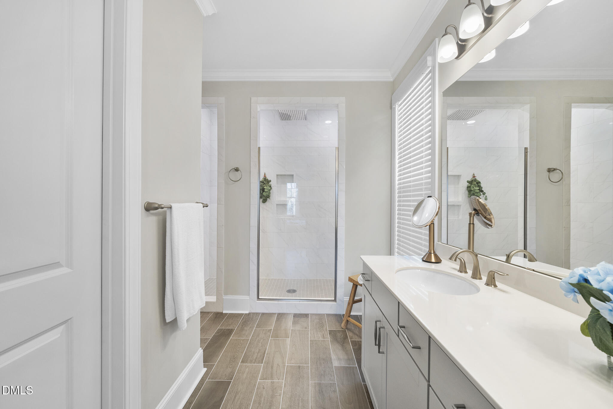 1856 Amberly Ledge Way