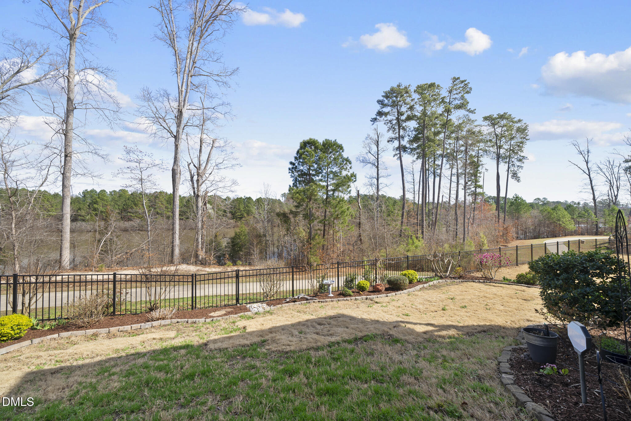 1856 Amberly Ledge Way