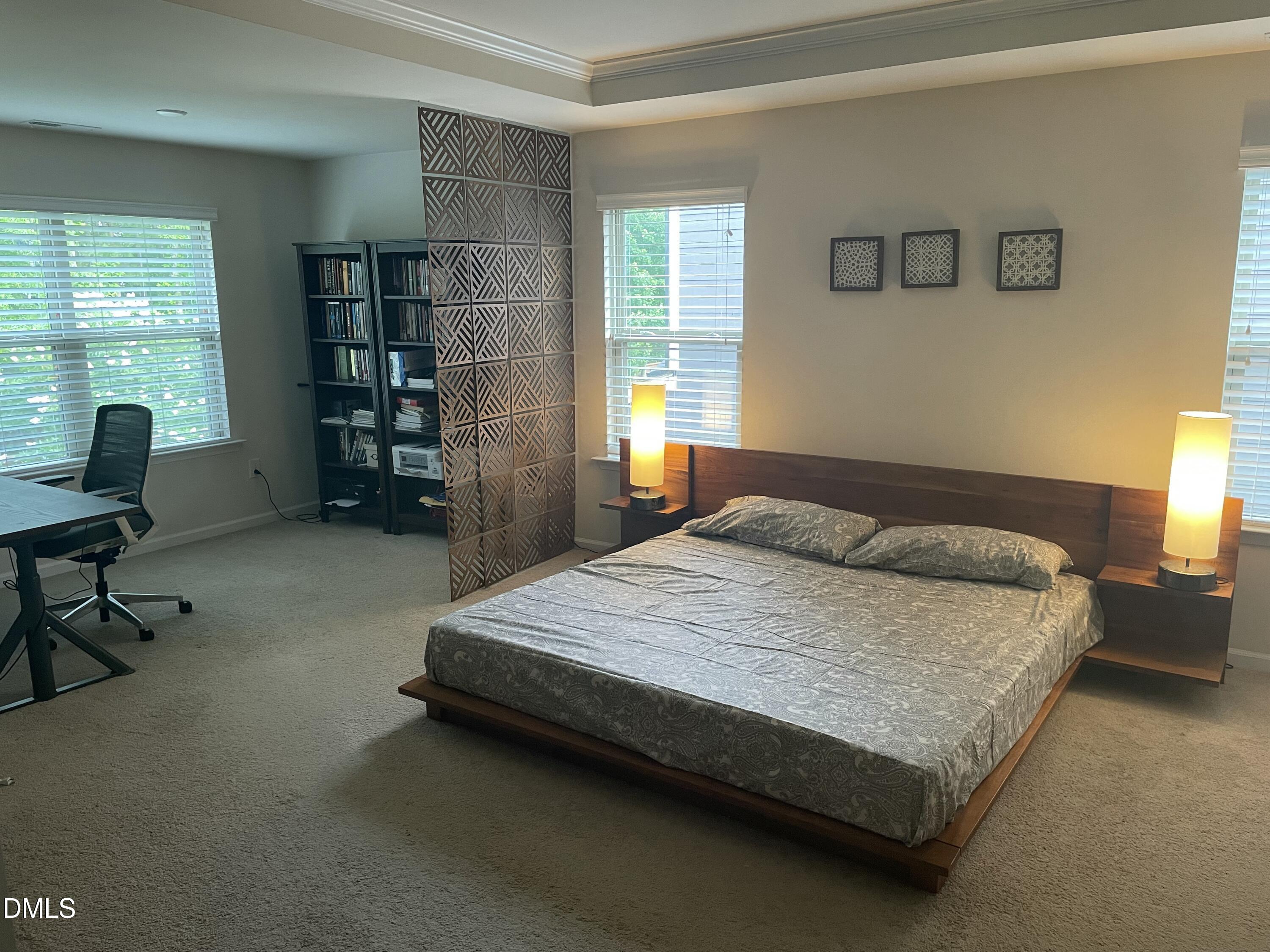 920 Cozy Oak Avenue