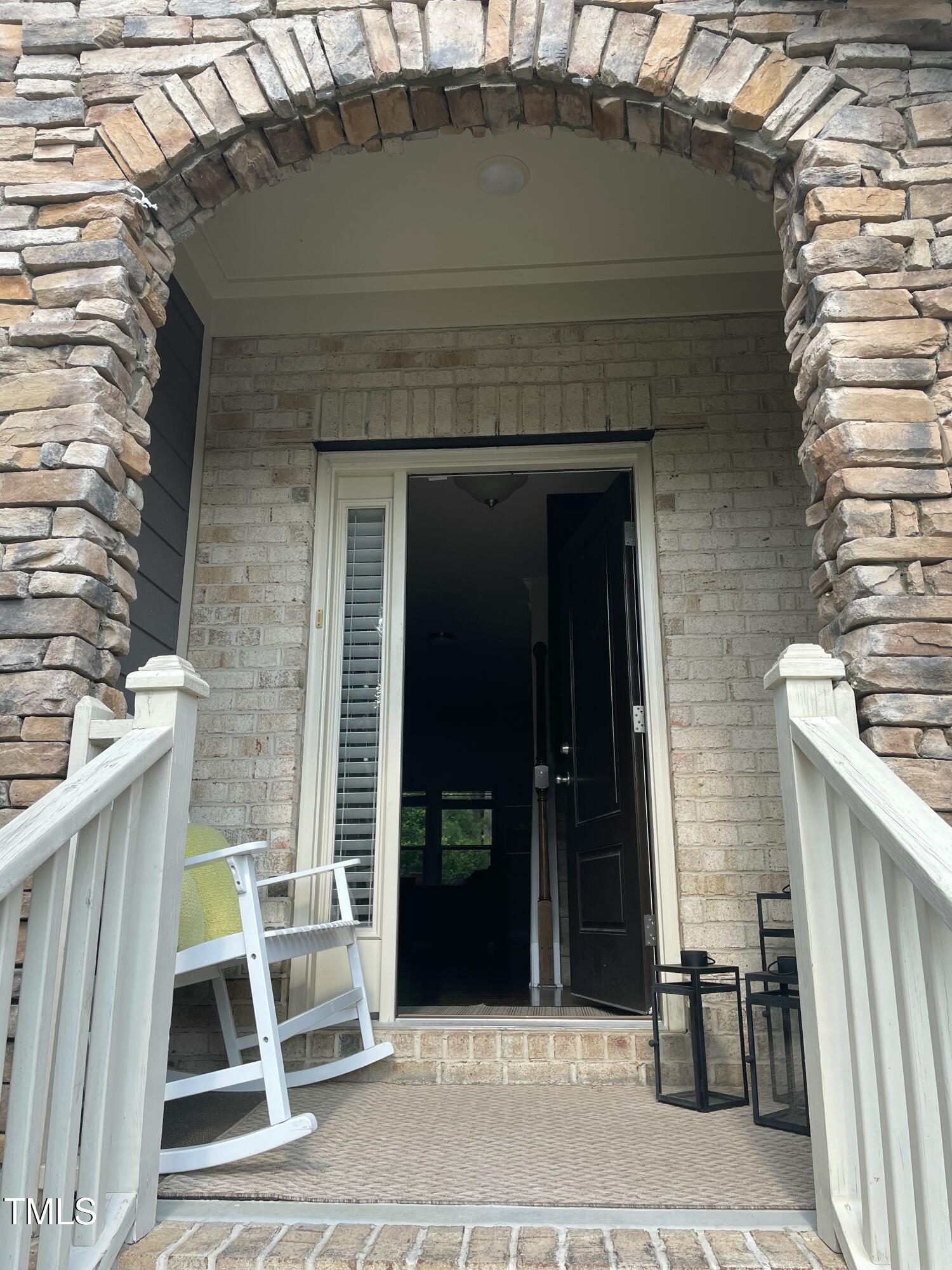 920 Cozy Oak Avenue