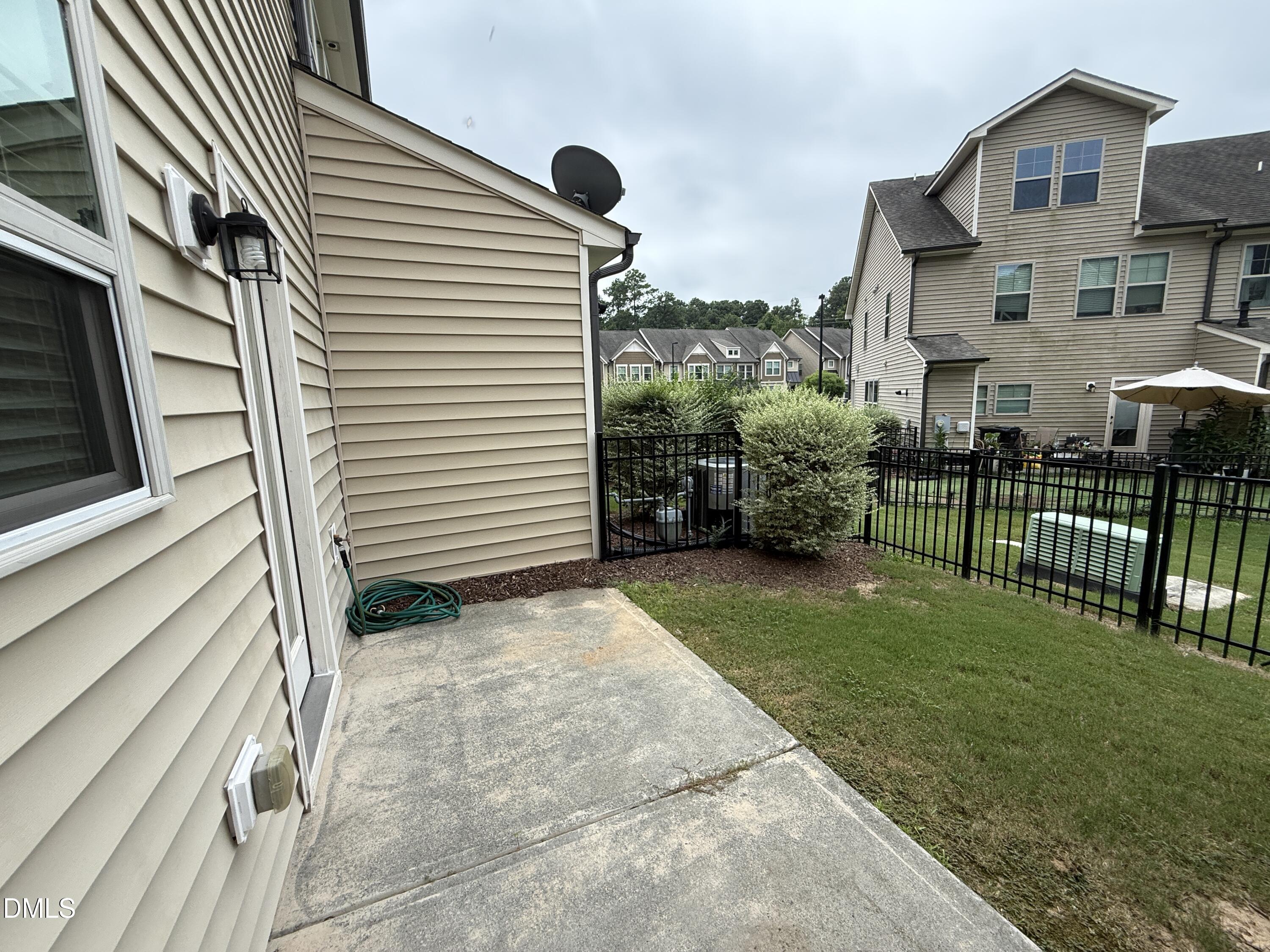 1008 Midtowne Way