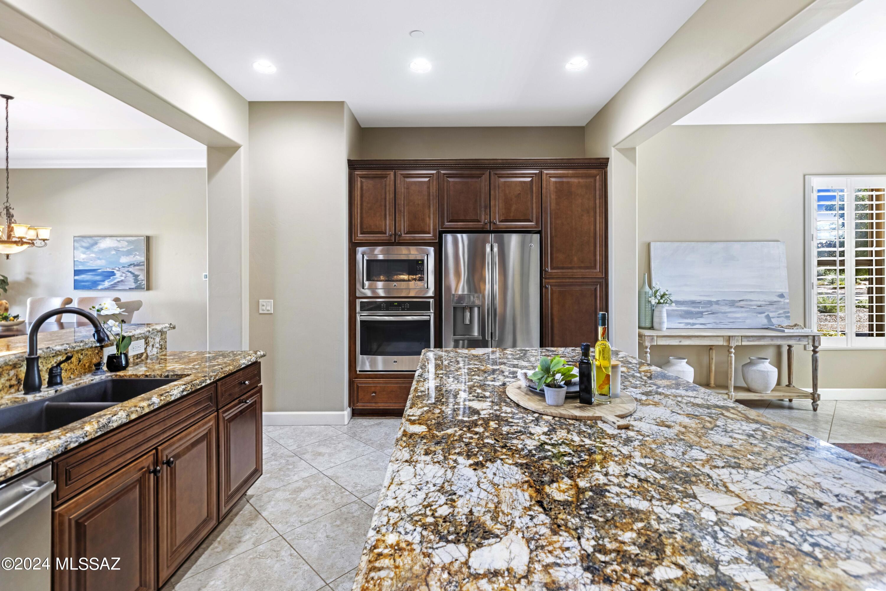 59782 E Ankole Drive