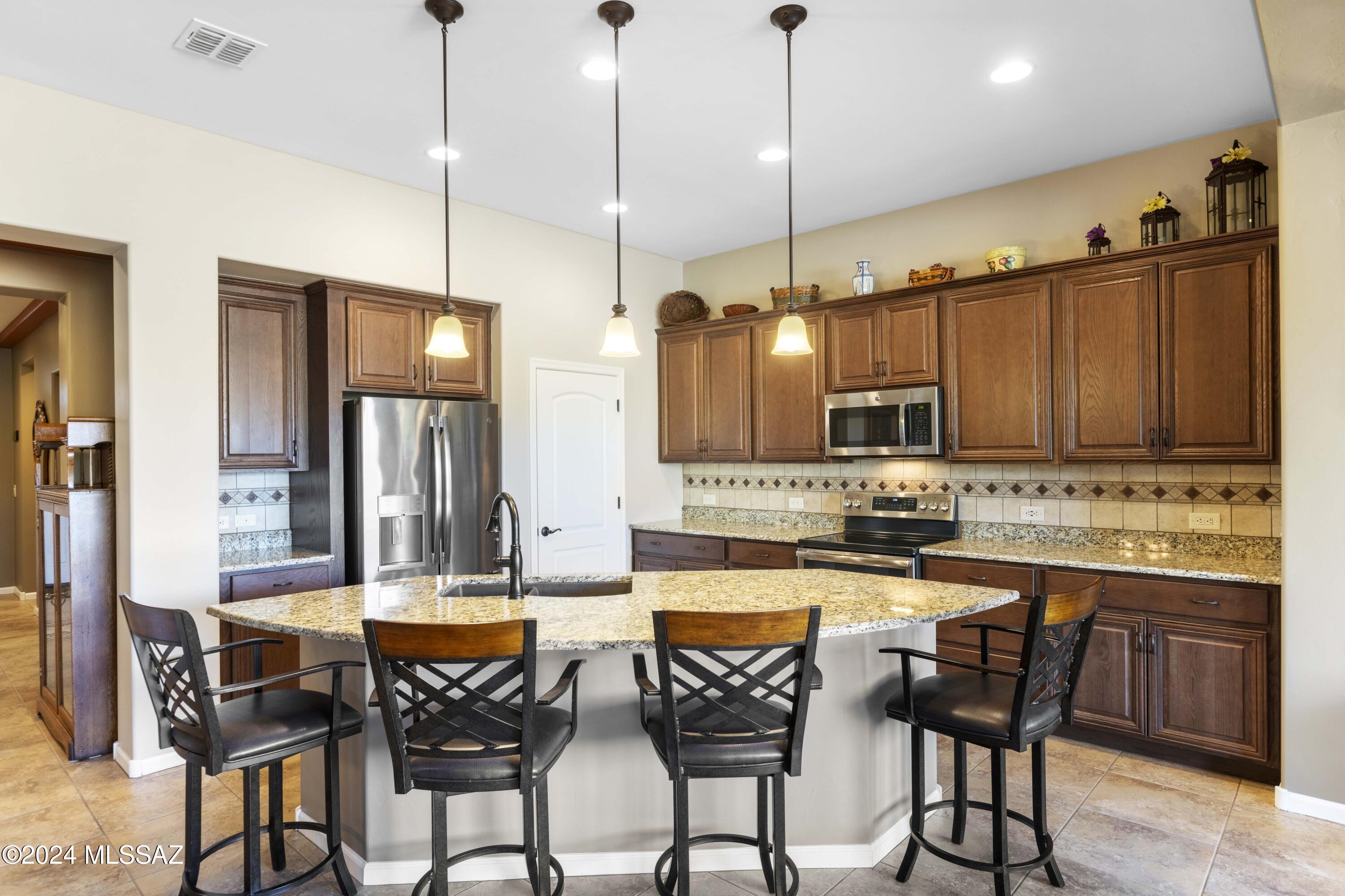 61706 E Happy Jack Trail