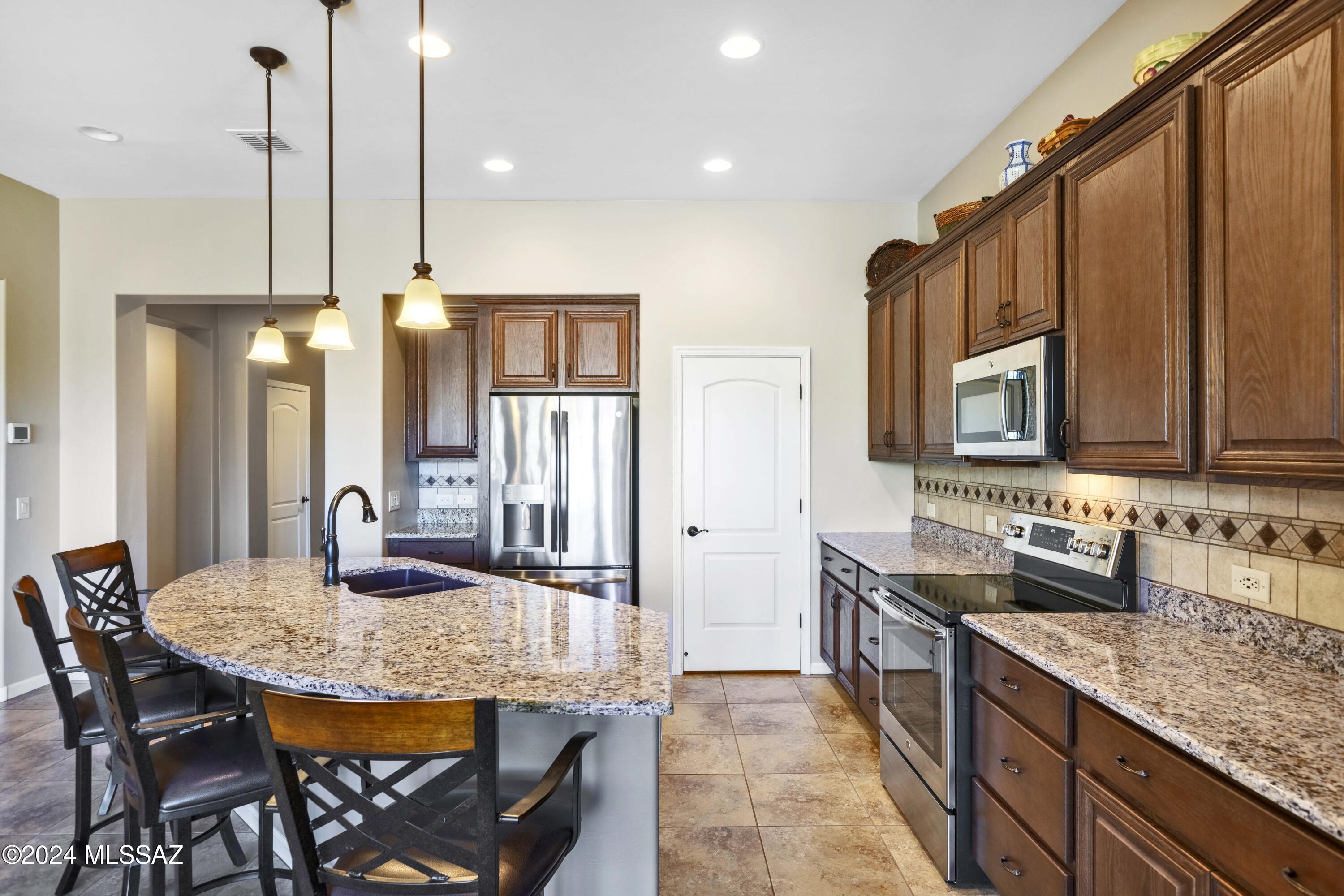 61706 E Happy Jack Trail