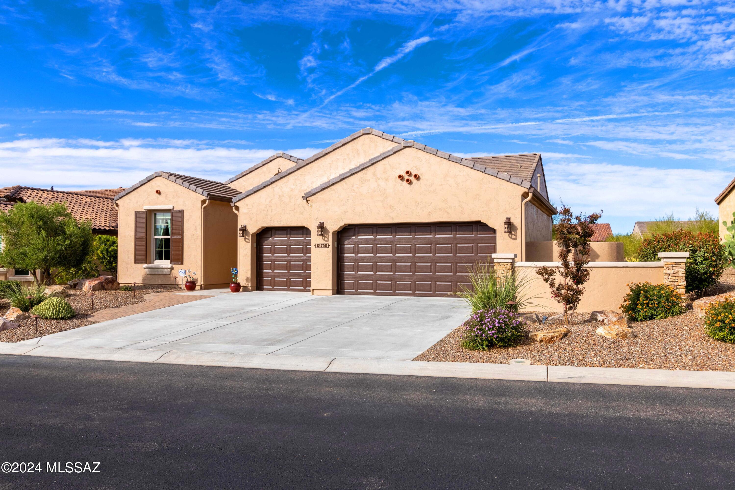 61706 E Happy Jack Trail