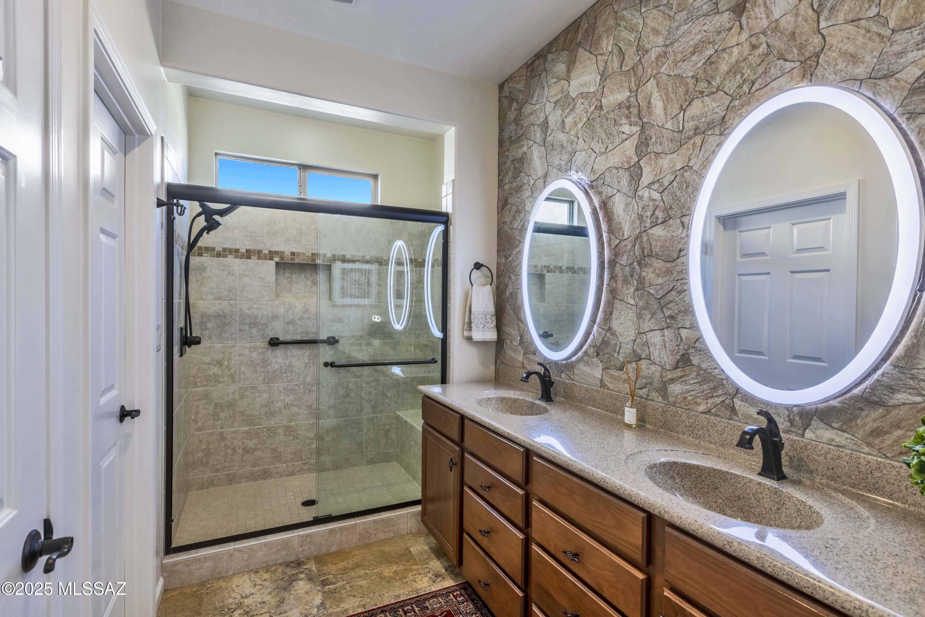 60333 E Ankole Drive