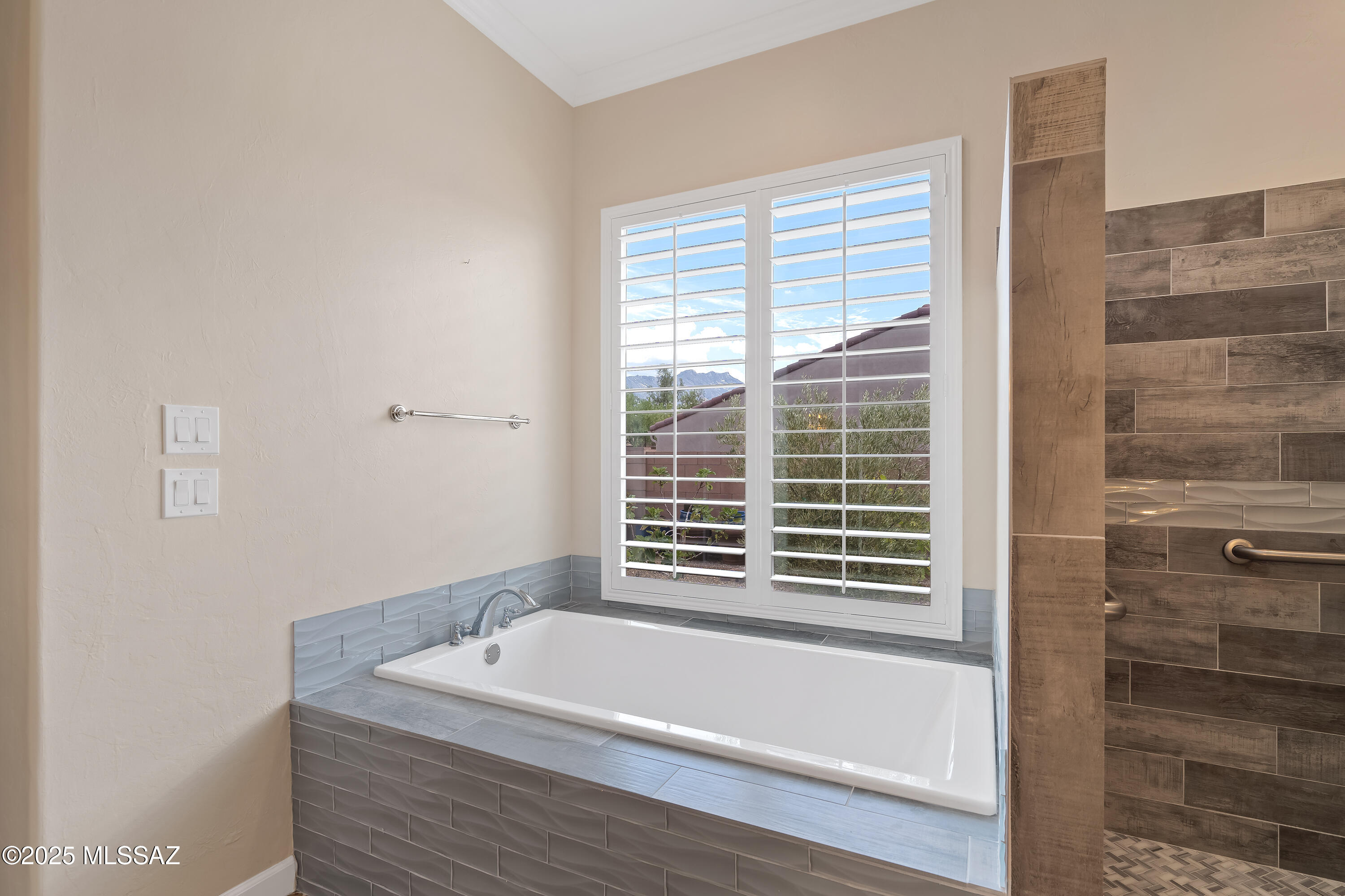 36239 S Cypress Drive