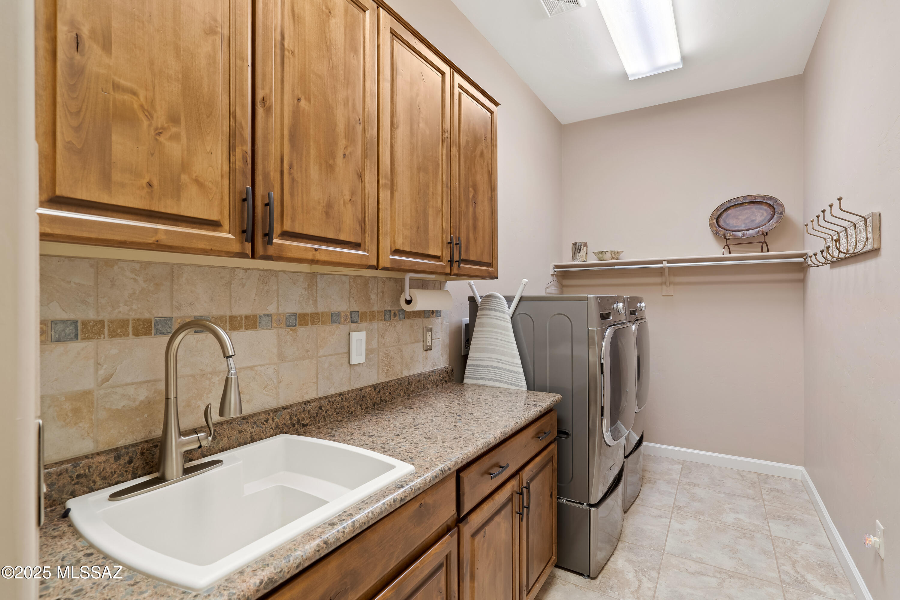 60173 E Arroyo Grande Drive