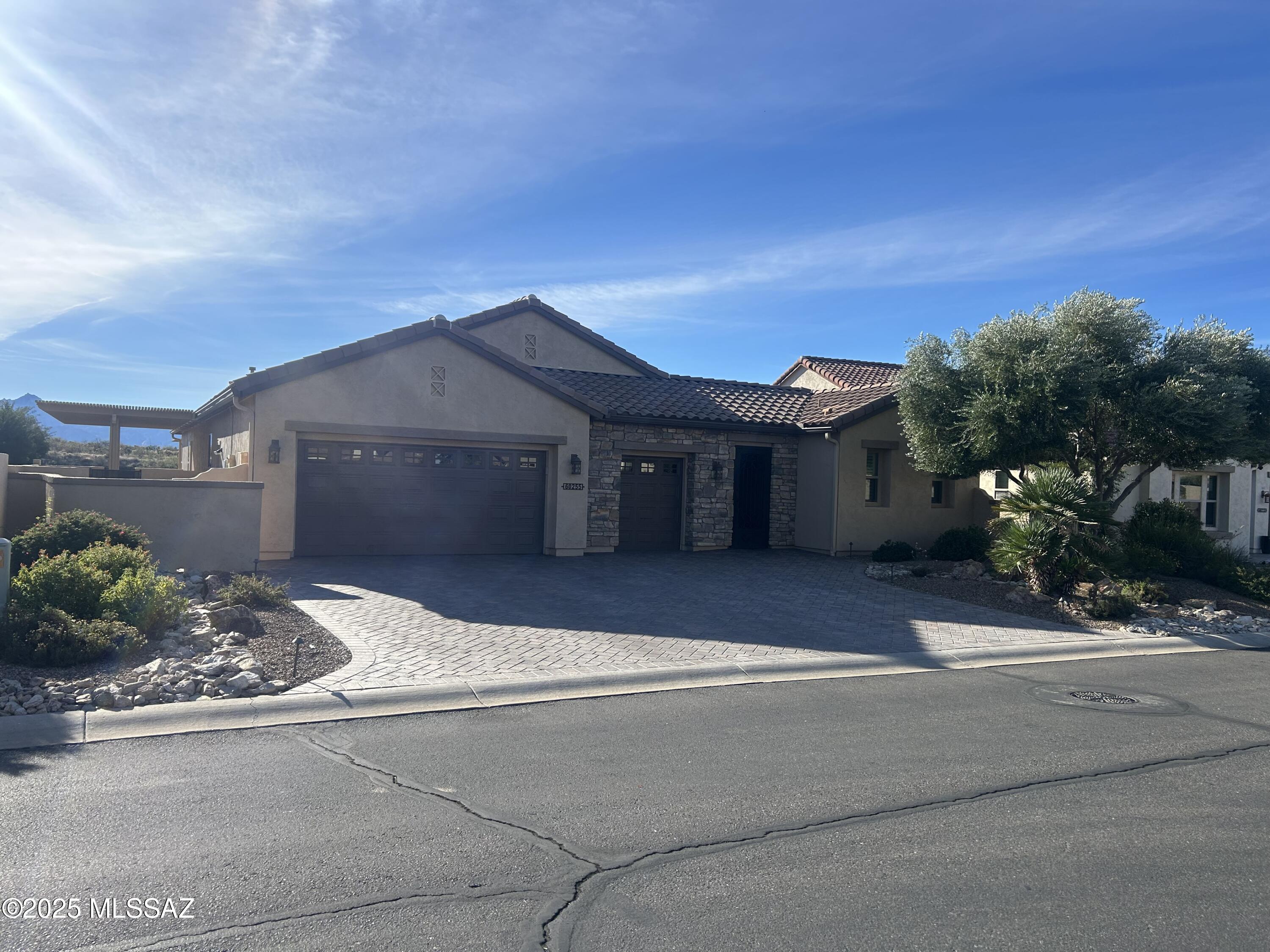 60255 E Ankole Drive