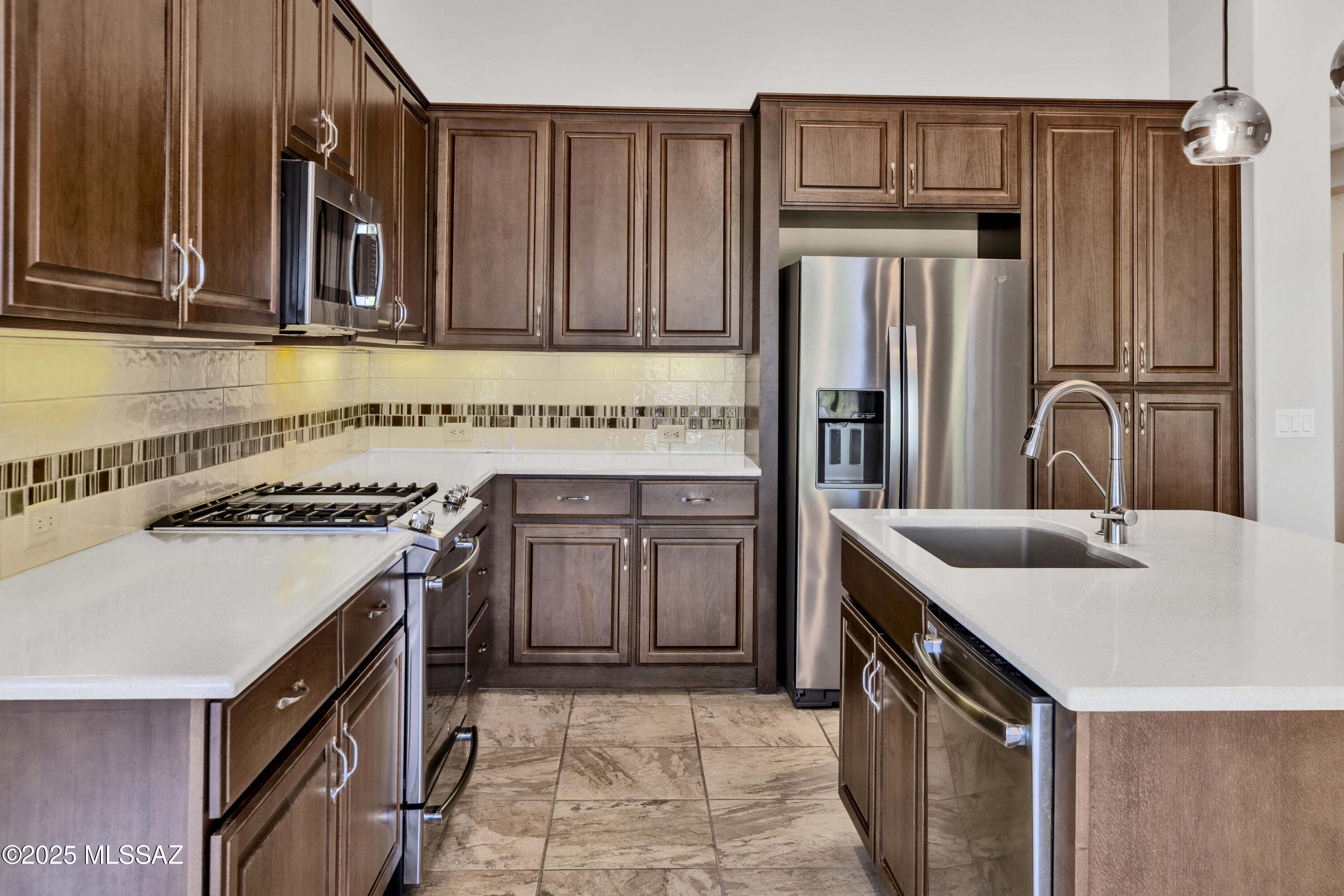 31226 S One Horse Lane