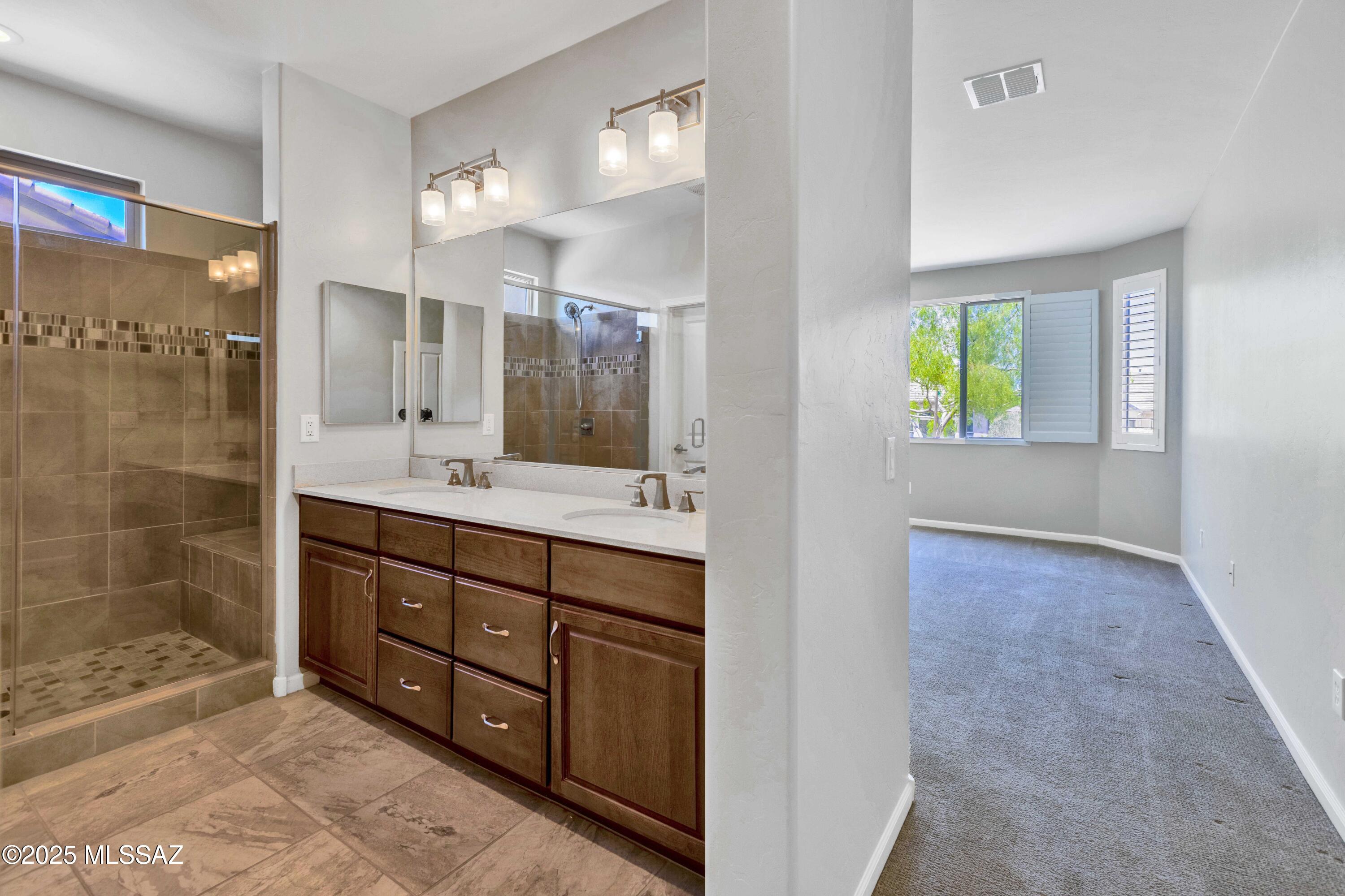 31226 S One Horse Lane