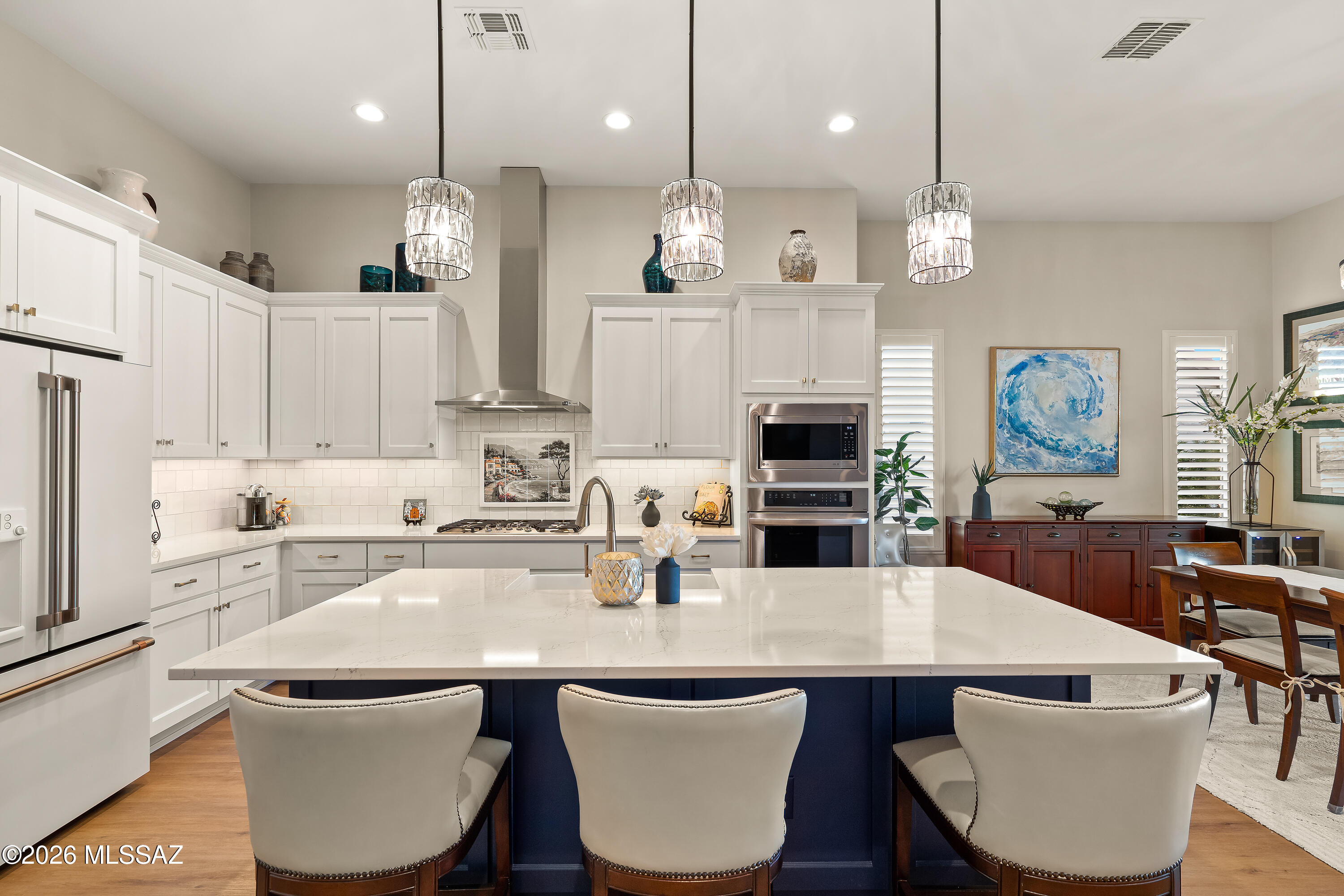 61504 E Travertine Street