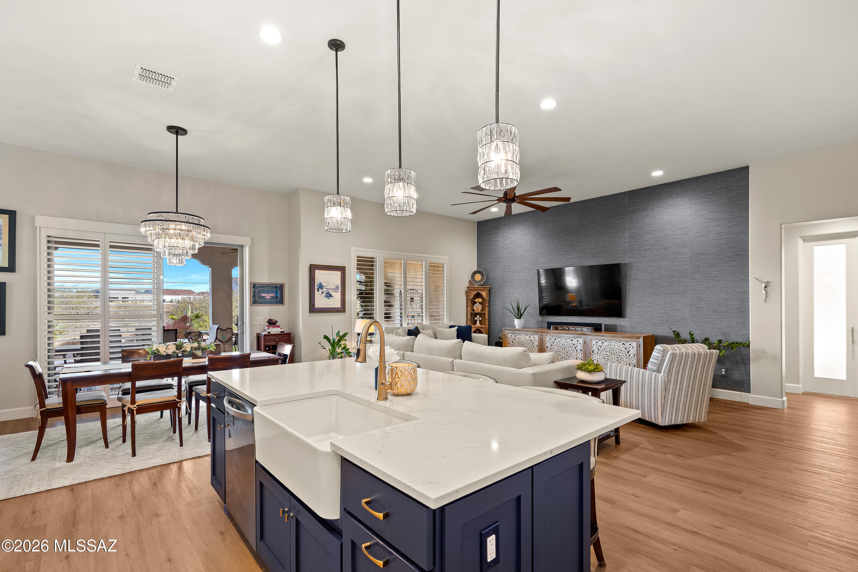 61504 E Travertine Street