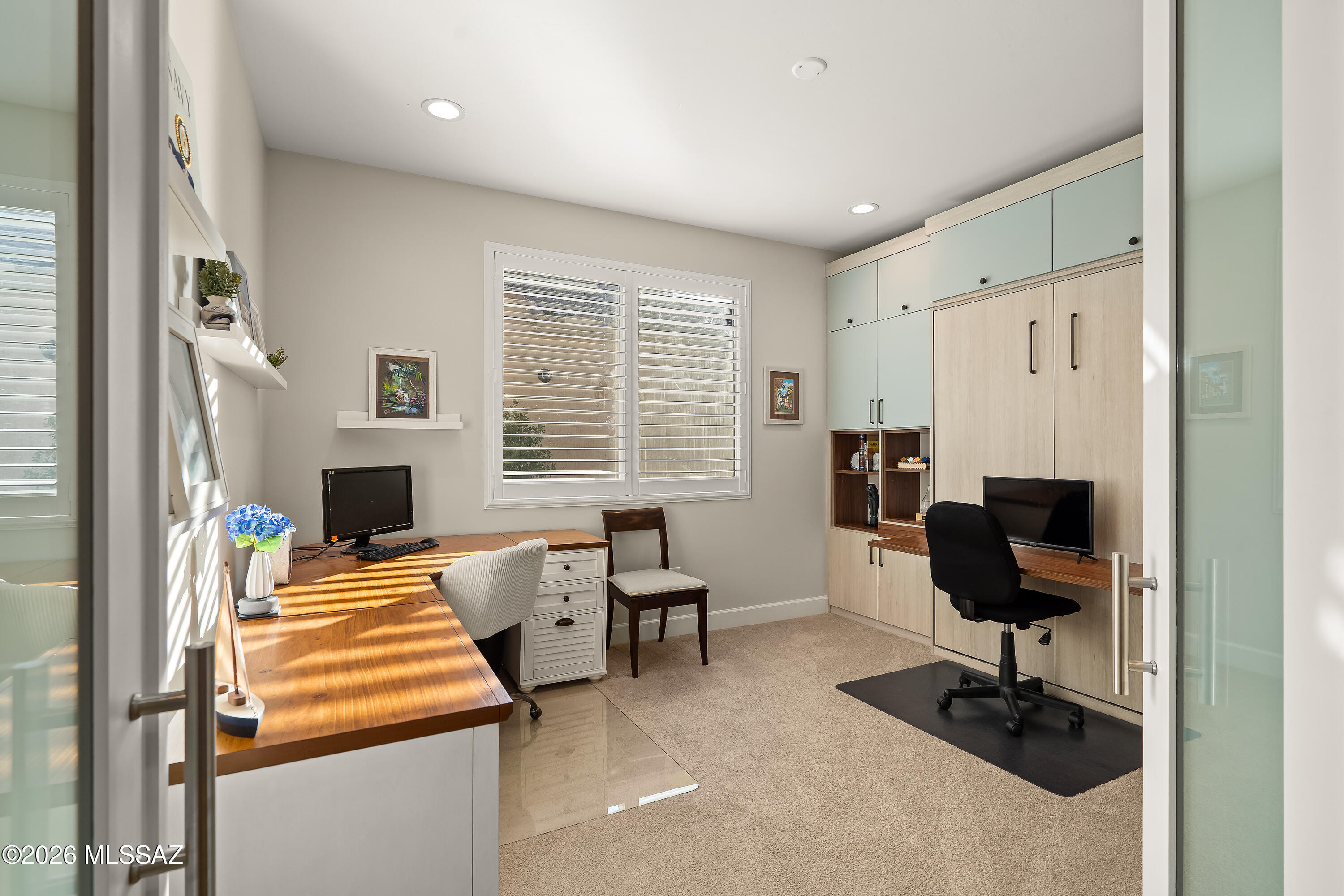 61504 E Travertine Street