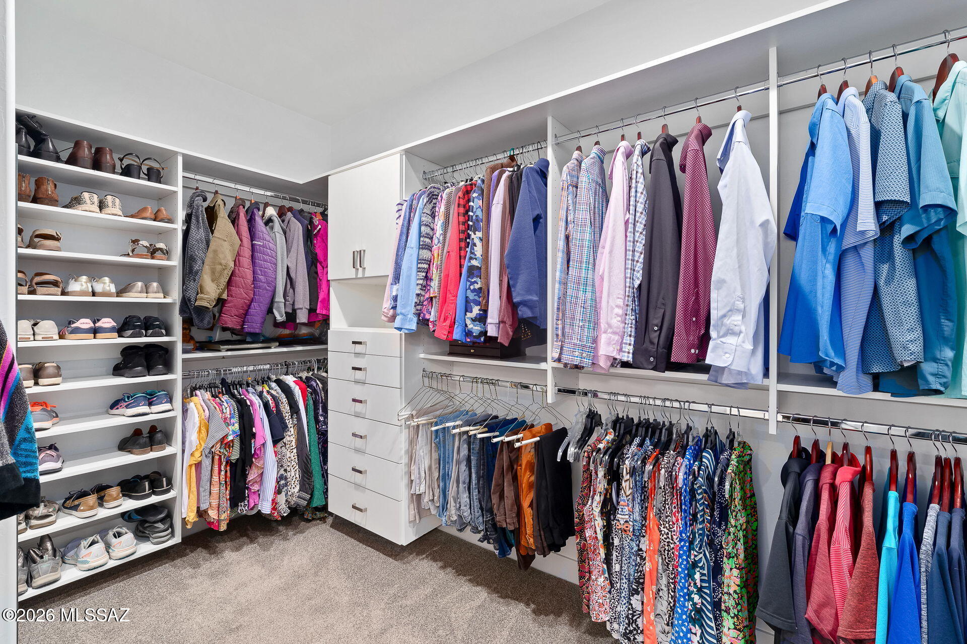 61868 E Travertine Street