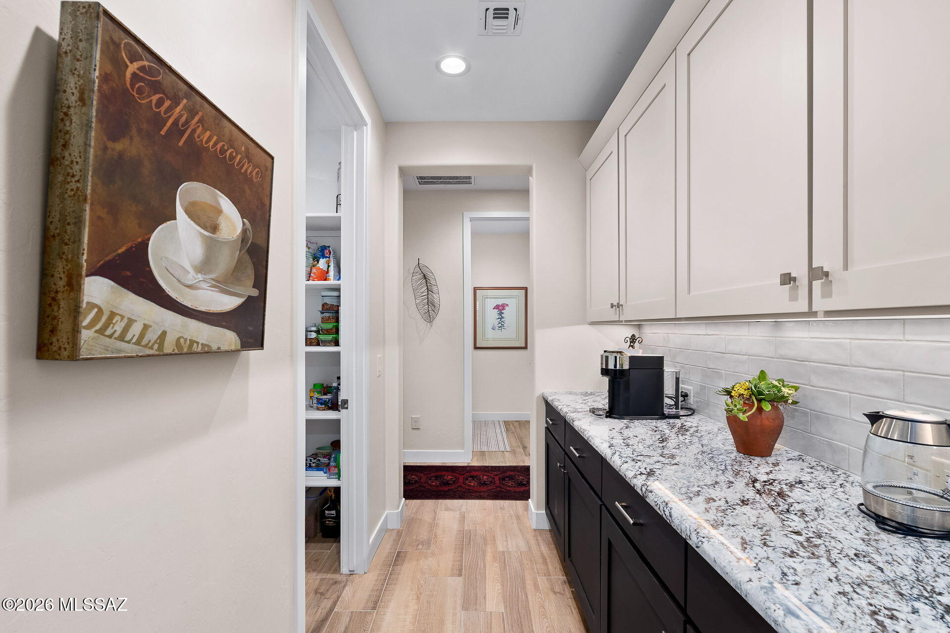 61868 E Travertine Street