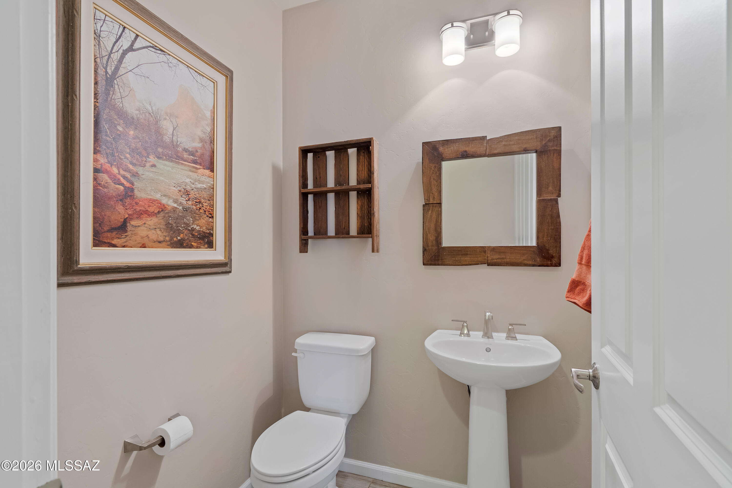 60944 E Angora Place