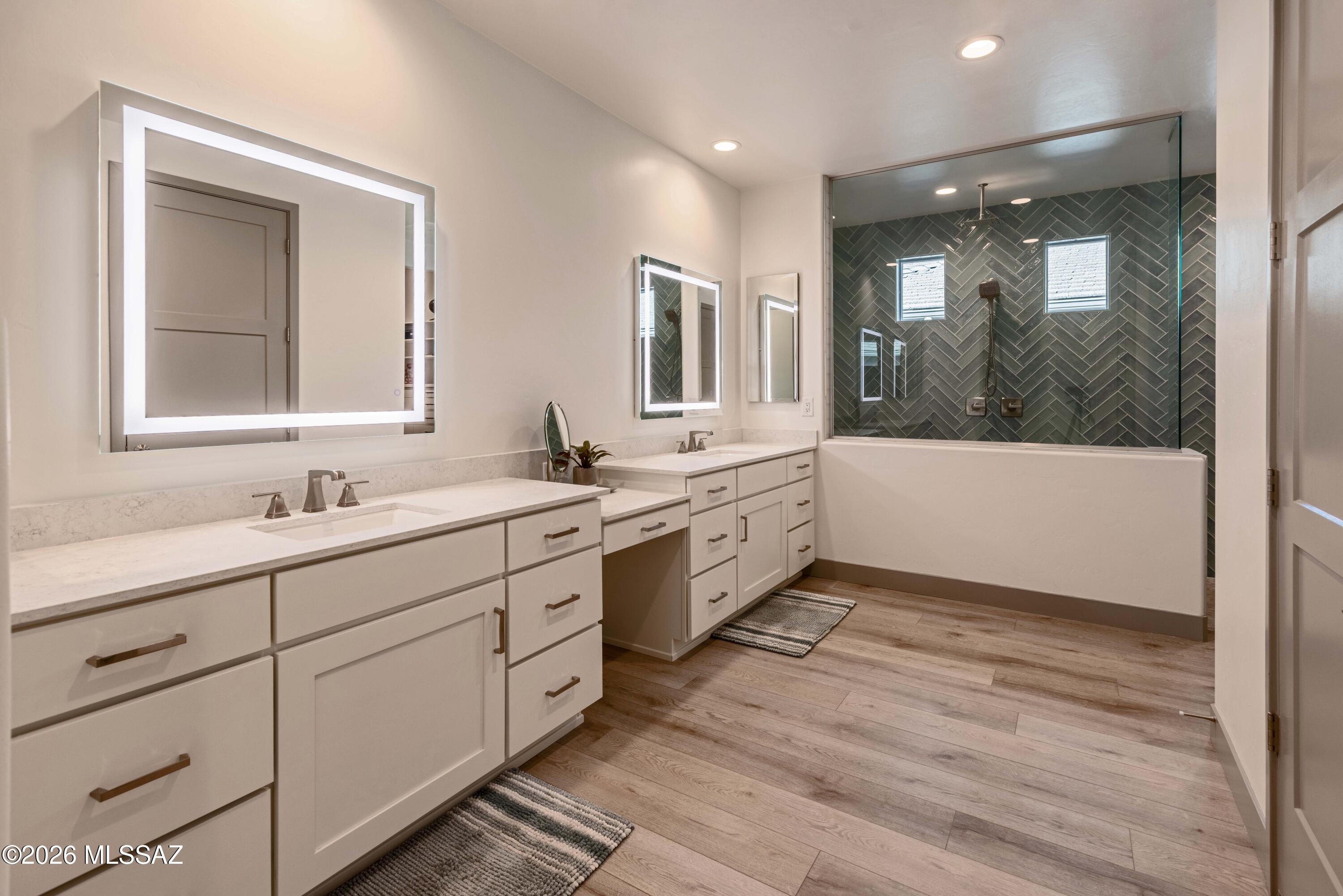 30641 S Chestnut Way