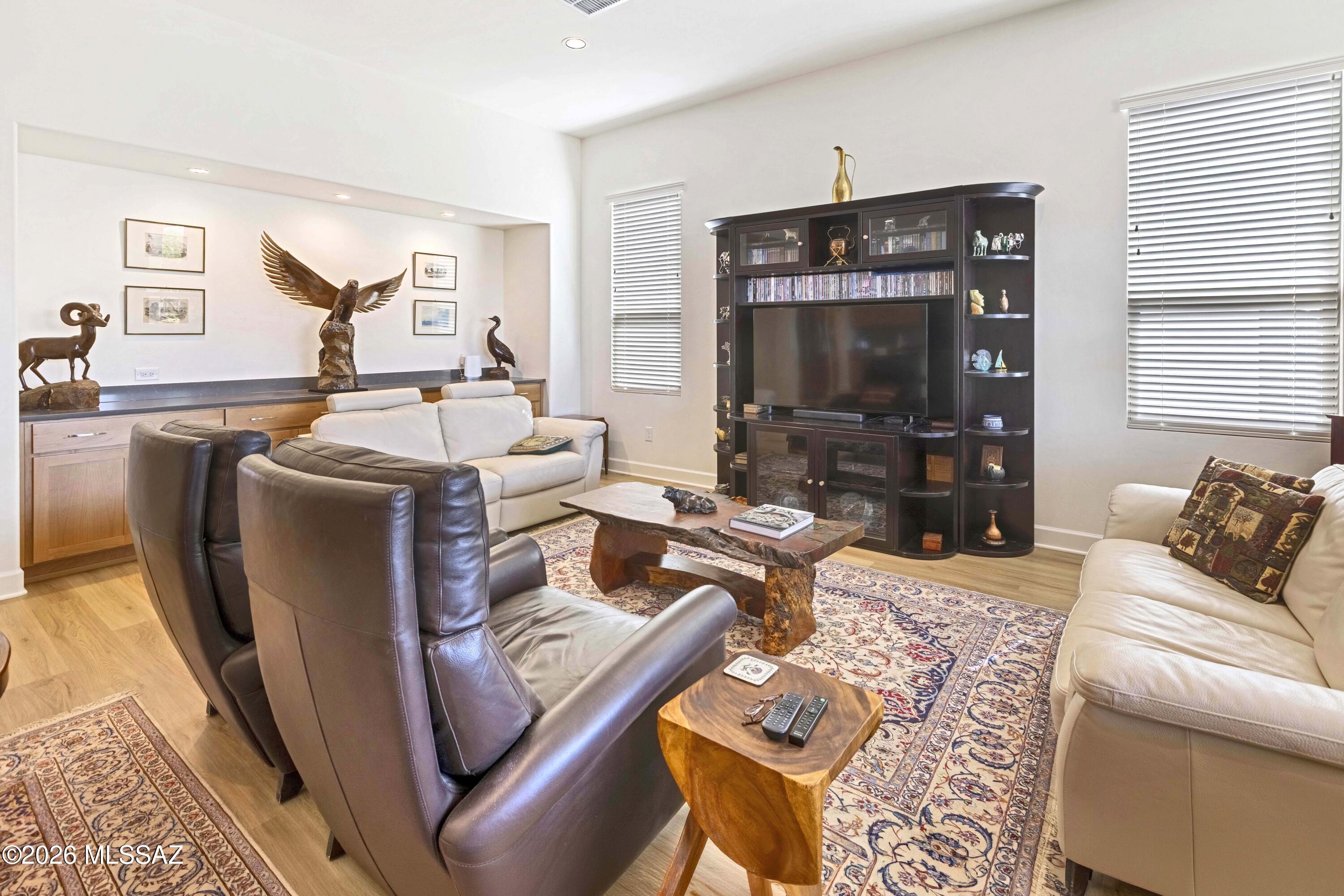 61117 E Flagstone Lane