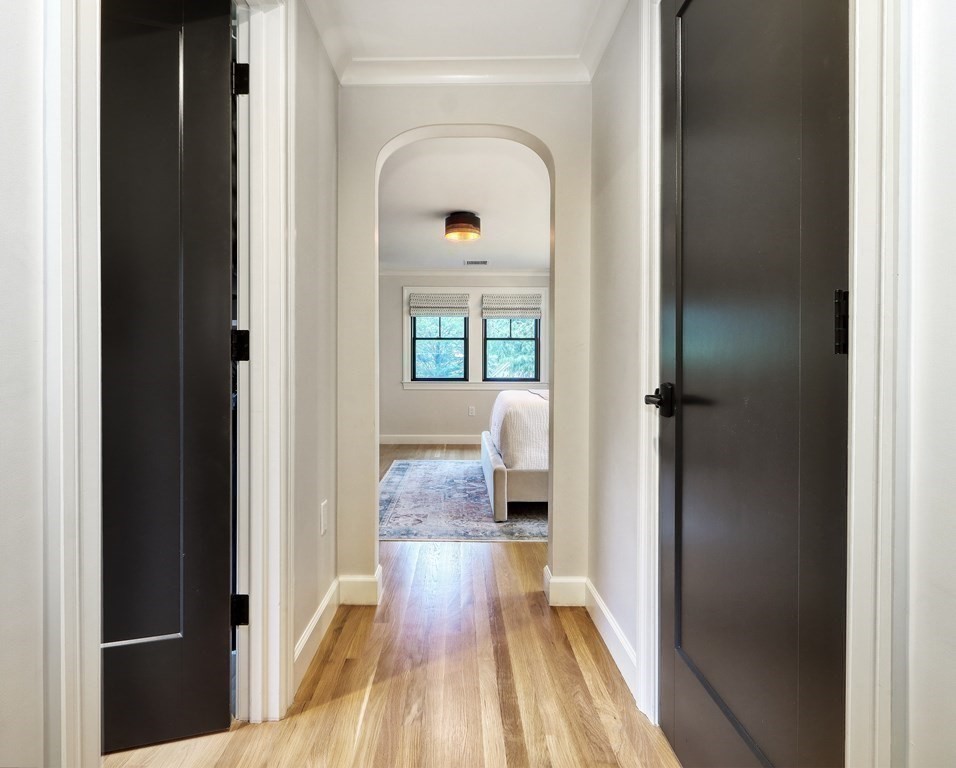 27 Cabot St