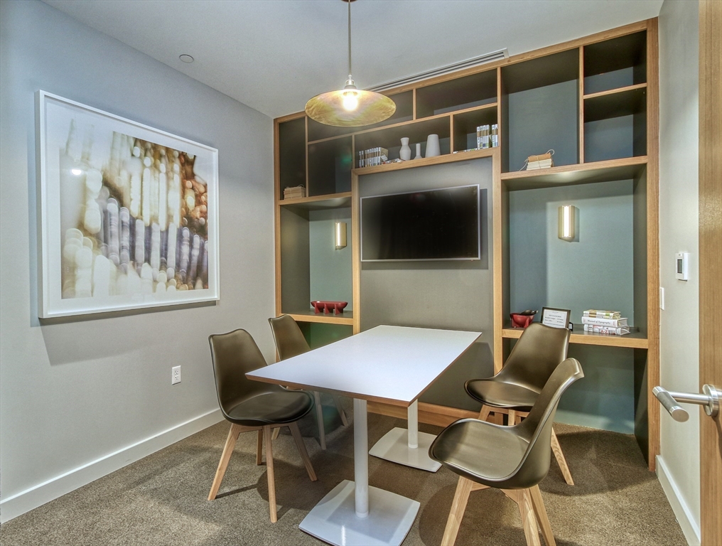 375 Canal Street # 1009
