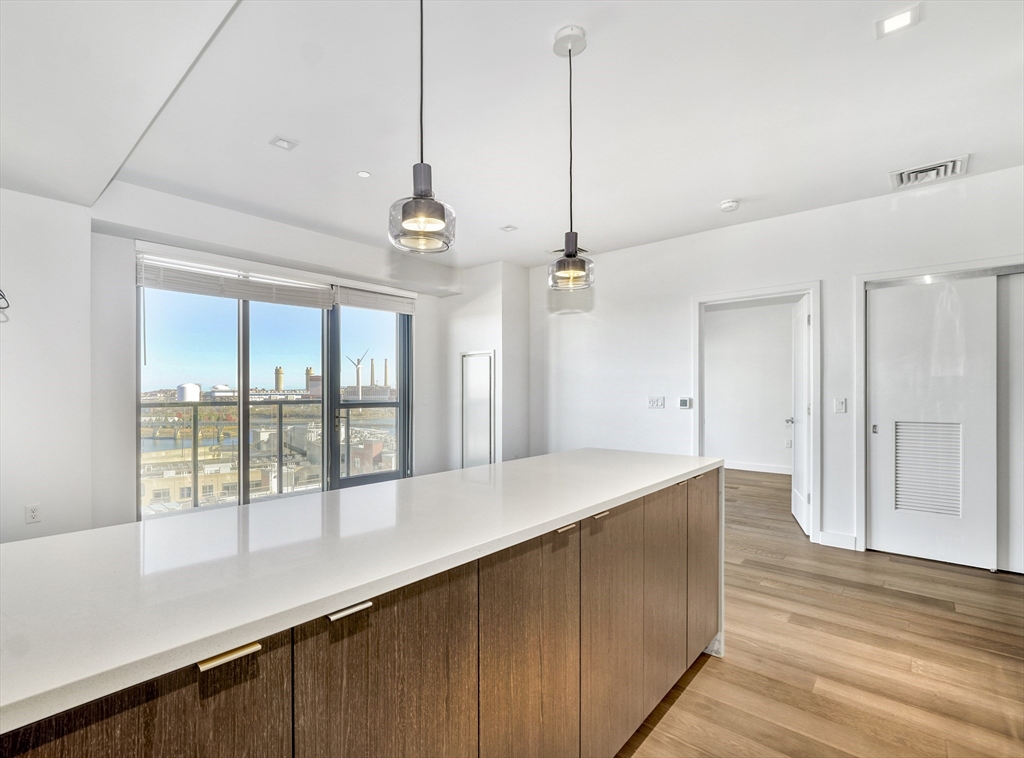 375 Canal Street # 1009
