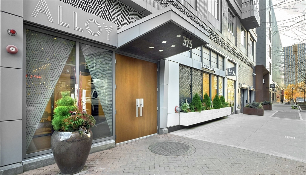 375 Canal Street # 1009
