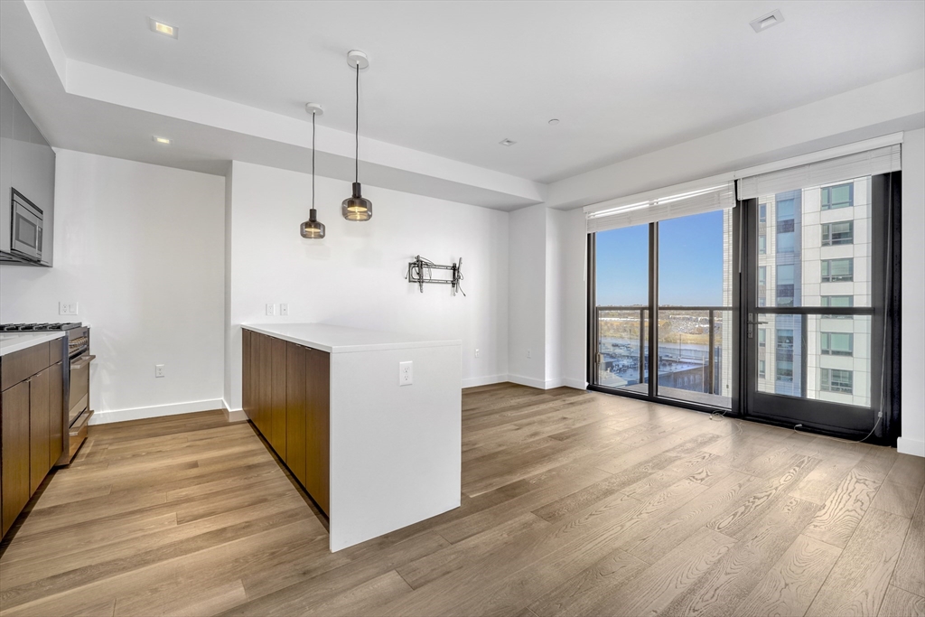 375 Canal Street # 1009