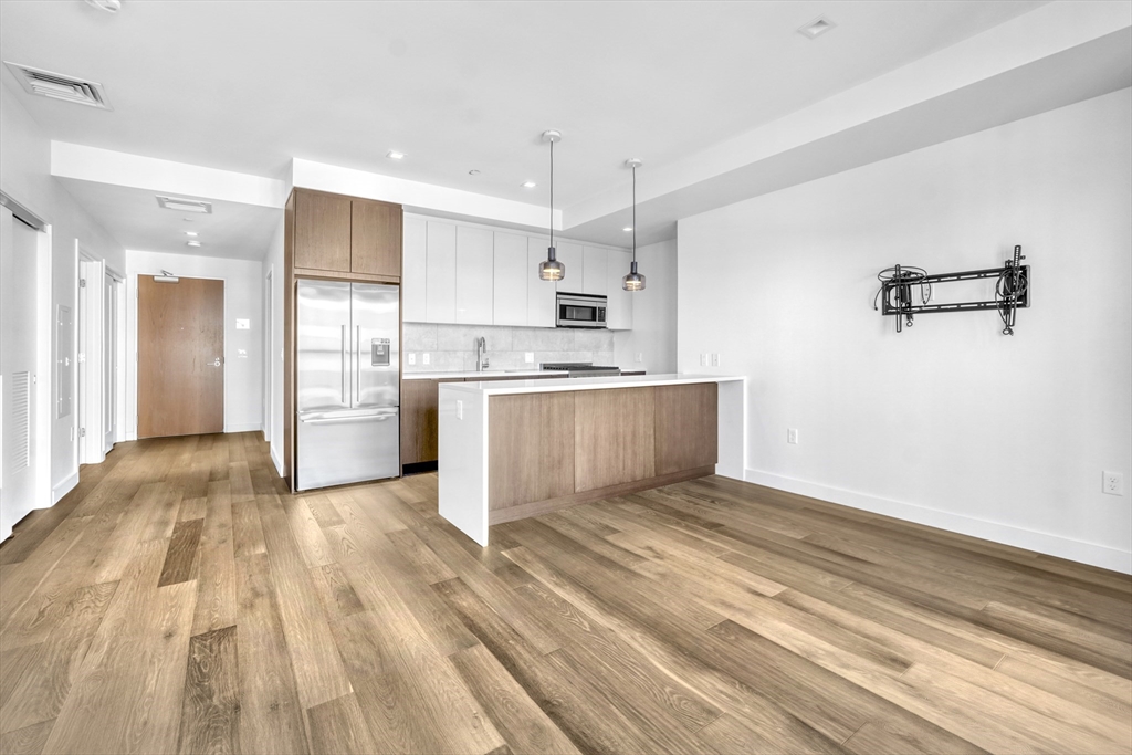 375 Canal Street # 1009