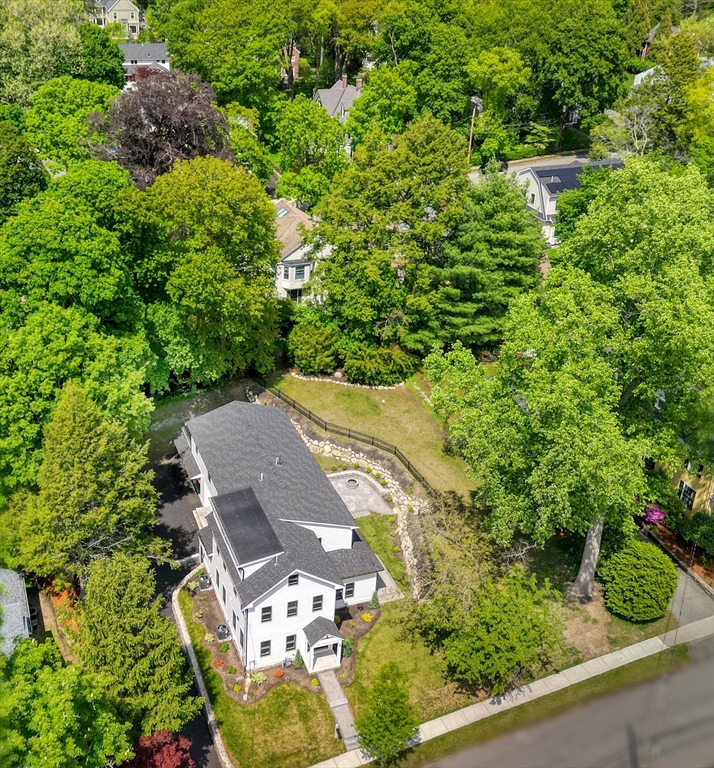 8 Chestnut St