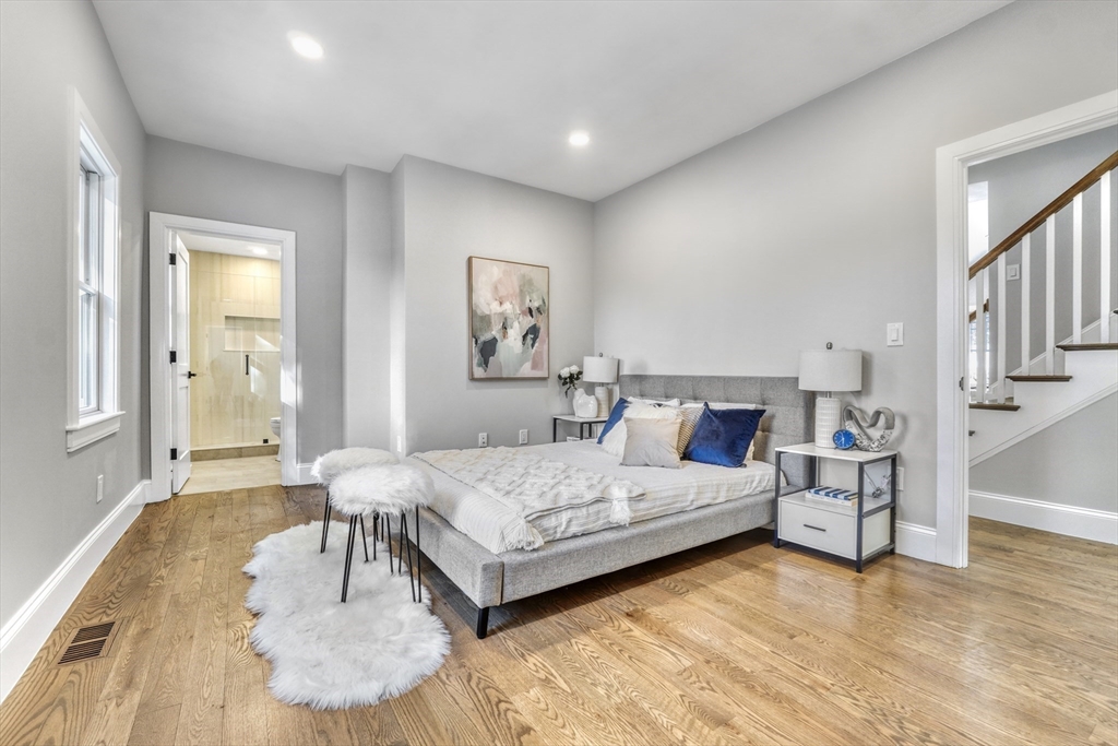 8 Chestnut St