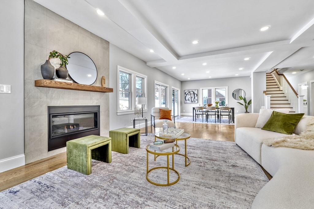 8 Chestnut St