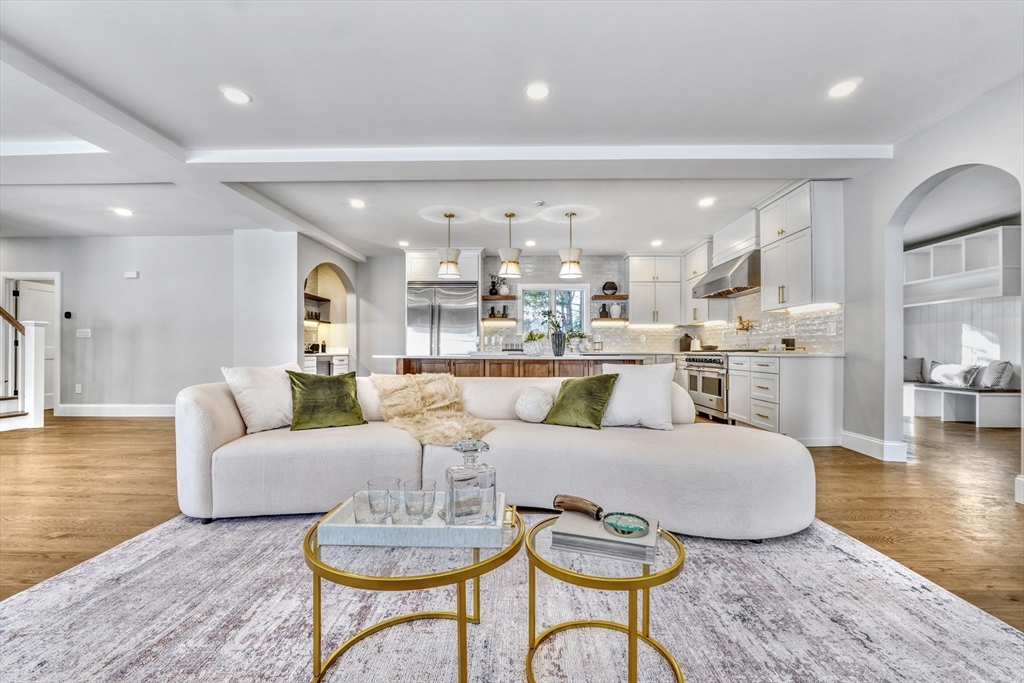 8 Chestnut St