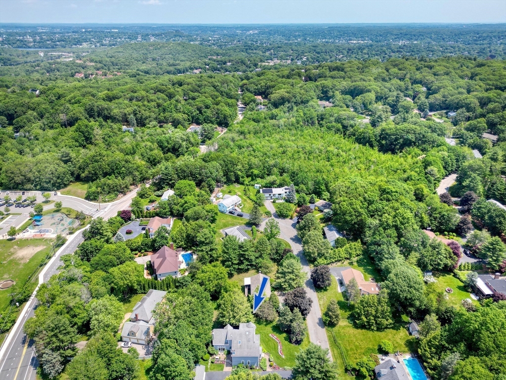 4 Aricia Ln