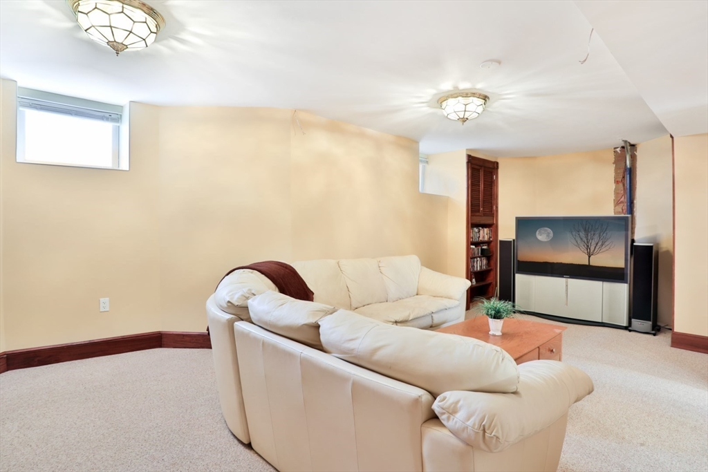 204 Franklin # 2B