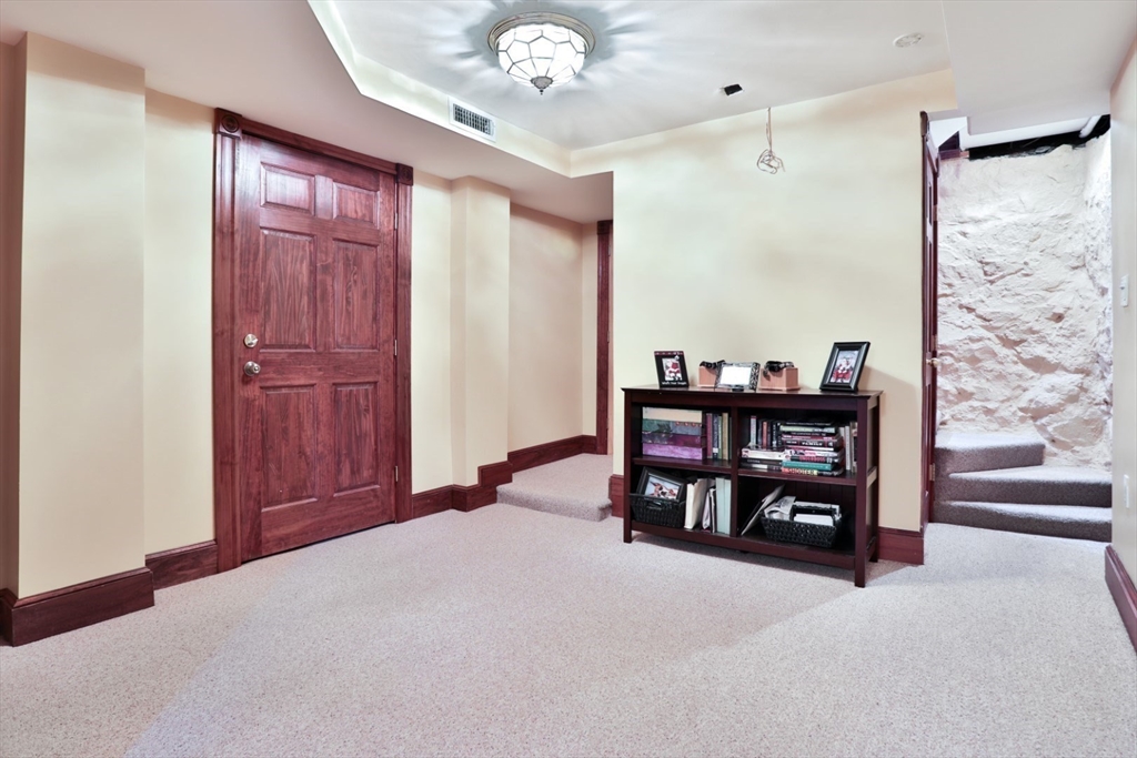 204 Franklin # 2B