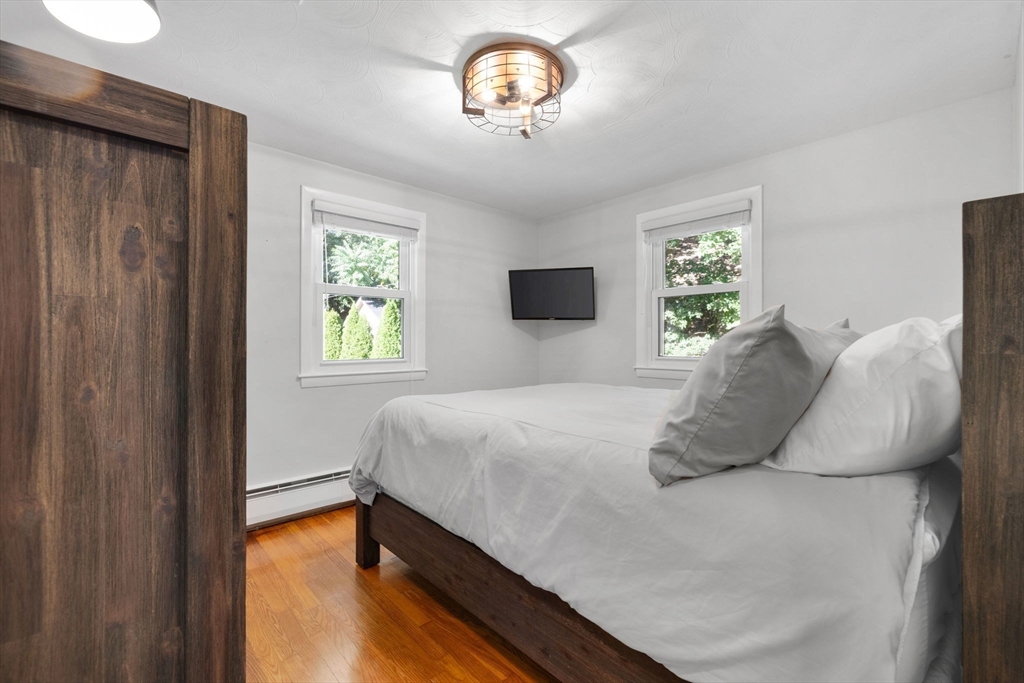 10 Marie Ave