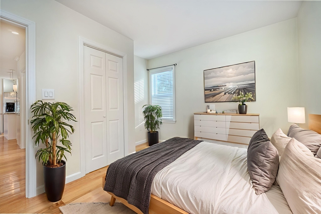 87 Riverbank Rd